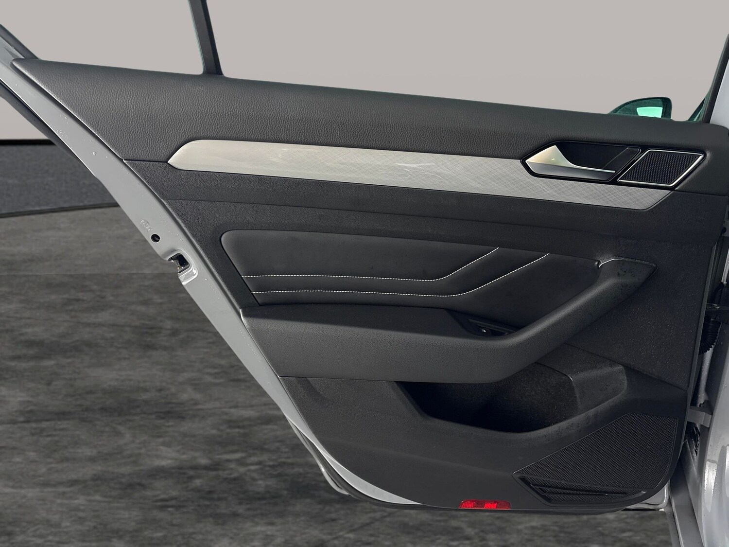 Used Volkswagen Passat for sale - 77831528: Photo 32