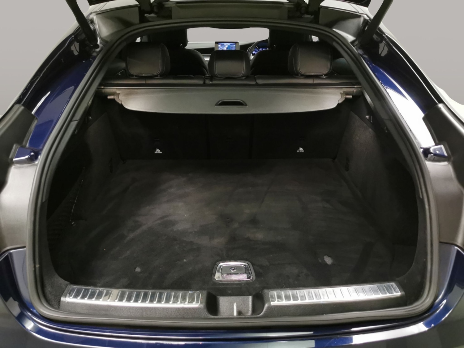 Used Mercedes-Benz GLC 2019 for sale - 77399433: Photo 32