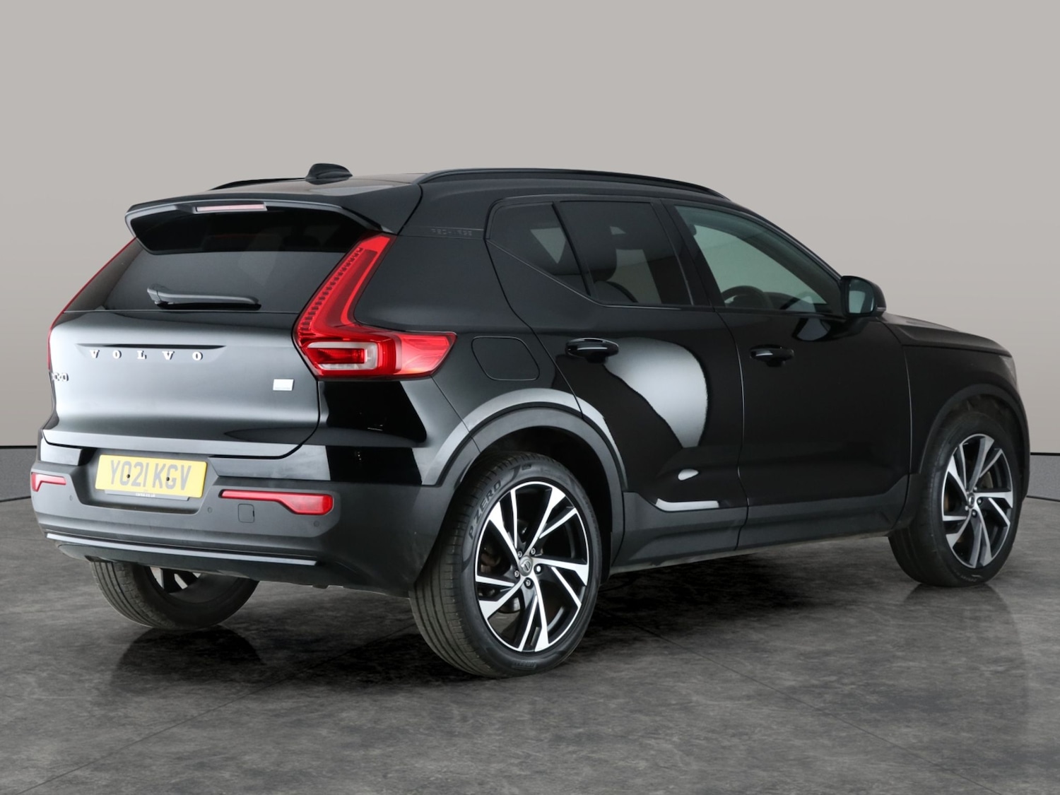 Used Volvo XC40 for sale - 76531860: Photo 11