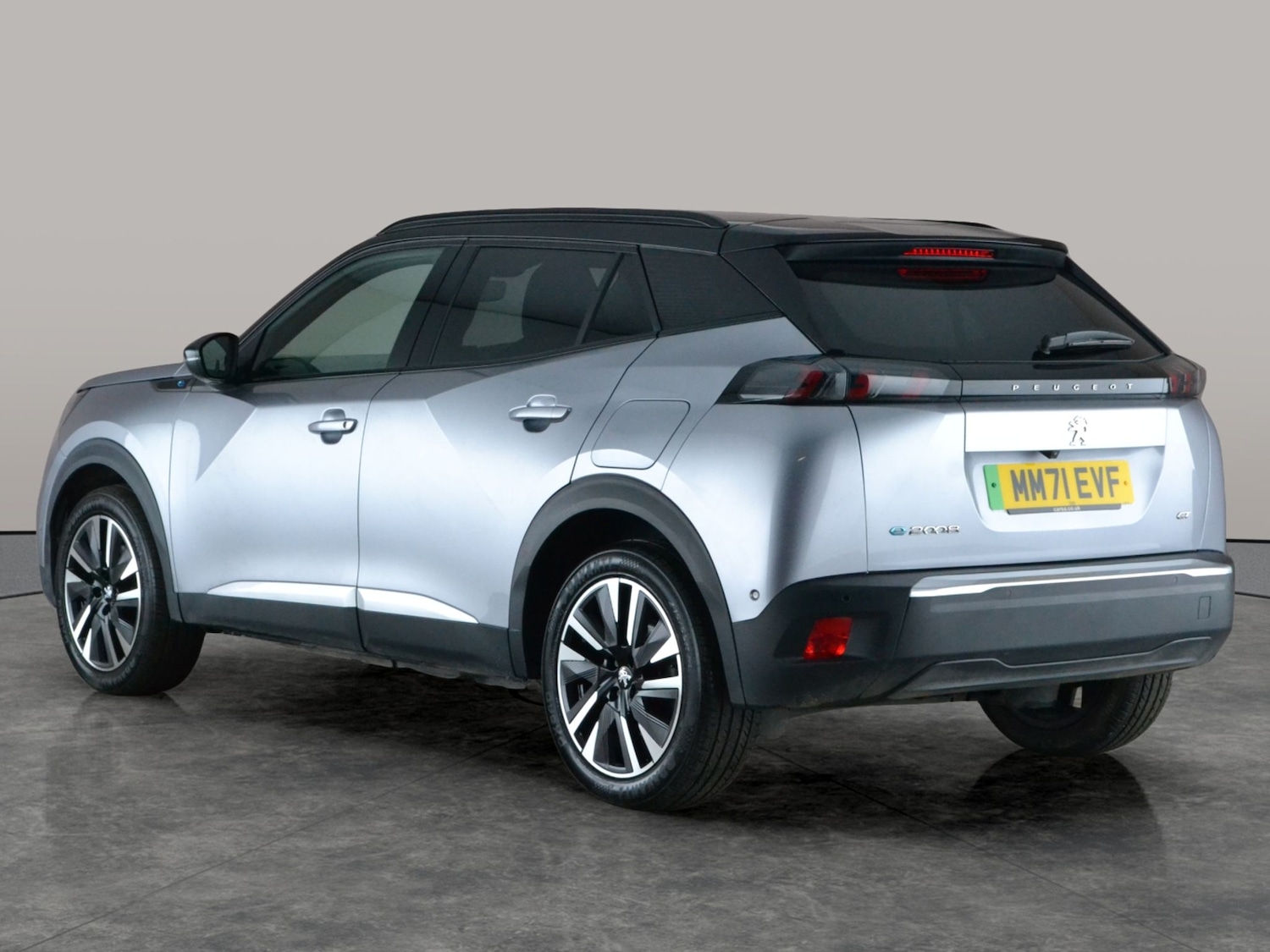 Used Peugeot E-2008 2021 for sale - 77703014: Photo 13