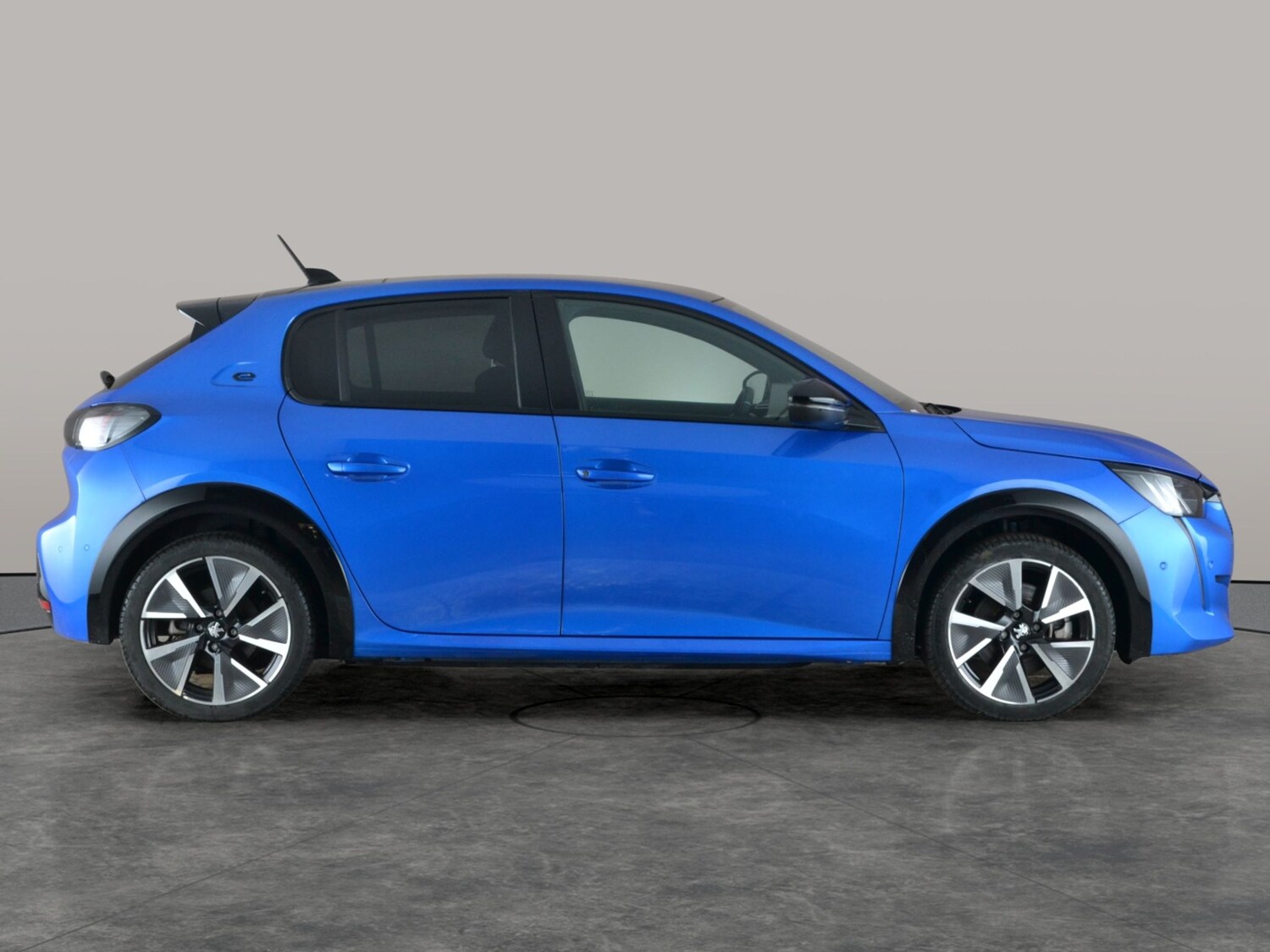 Used Peugeot 208 2021 for sale - 77462239: Photo 10