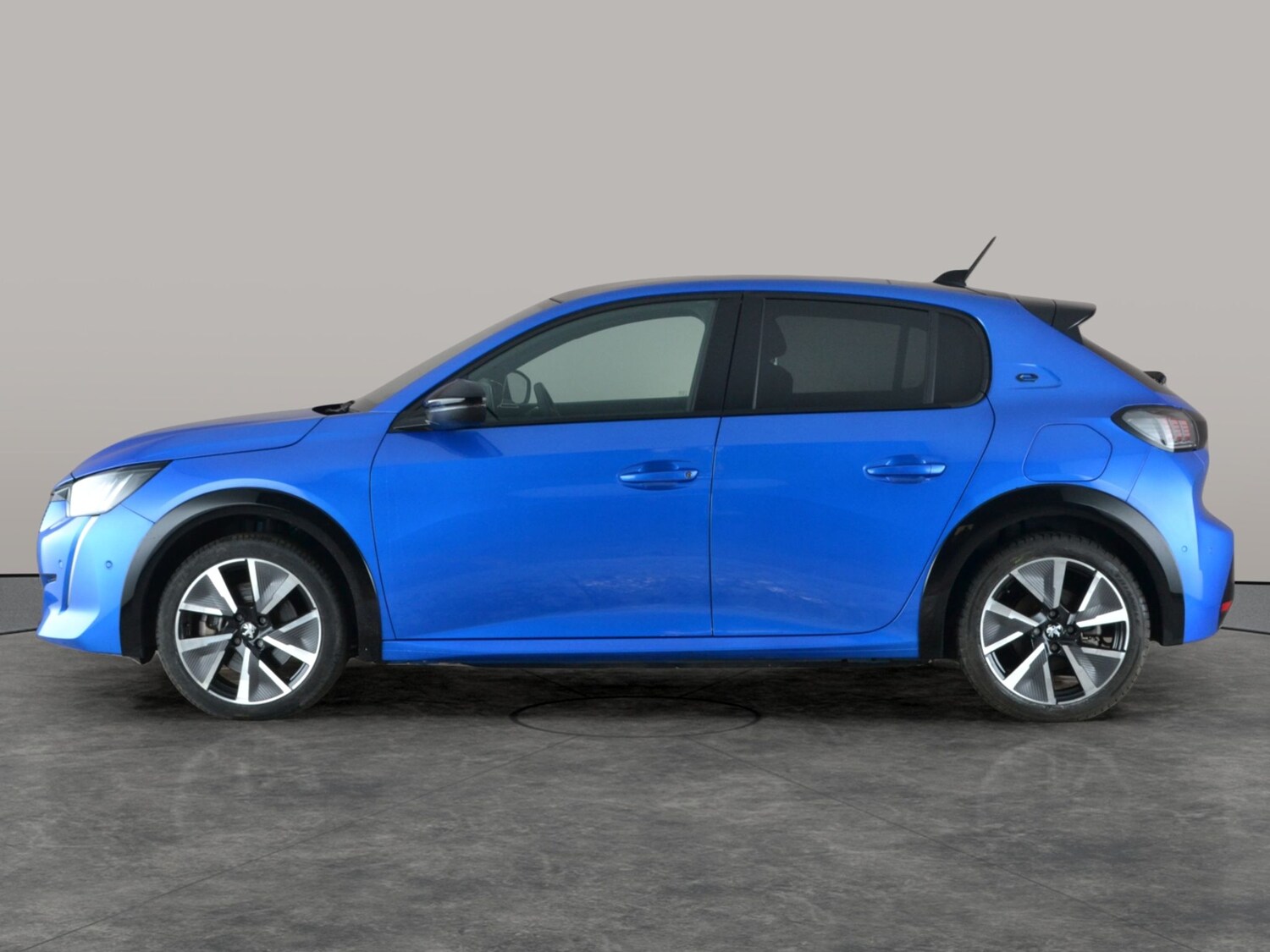 Used Peugeot 208 2021 for sale - 77462239: Photo 14