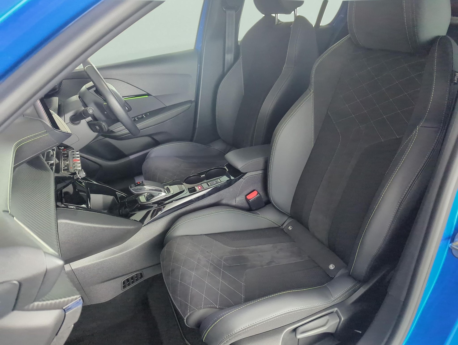 Used Peugeot 208 2021 for sale - 77462239: Photo 6