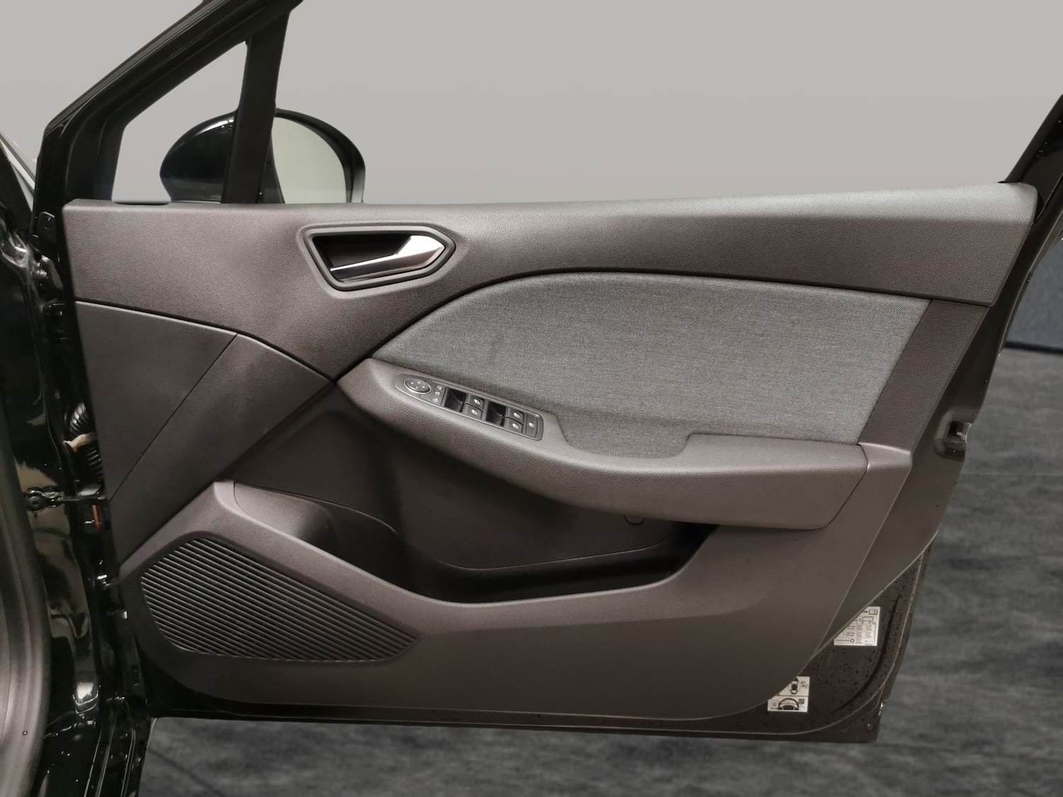 Used Renault Clio 2025 for sale - 77951153: Photo 30