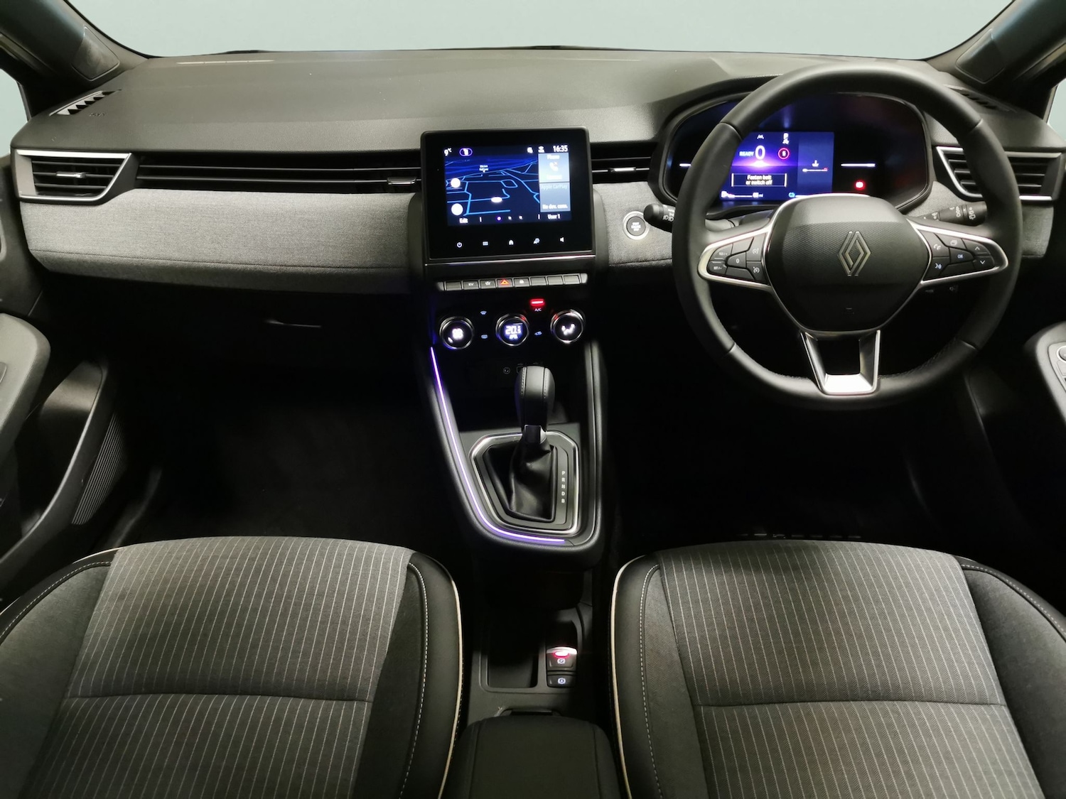 Used Renault Clio 2025 for sale - 77951153: Photo 7