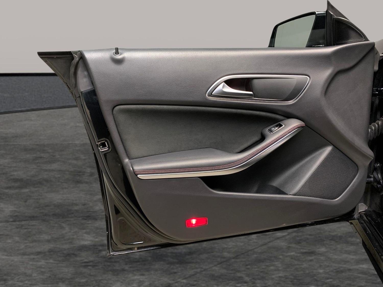 Used Mercedes-Benz CLA 2016 for sale - 76941174: Photo 27