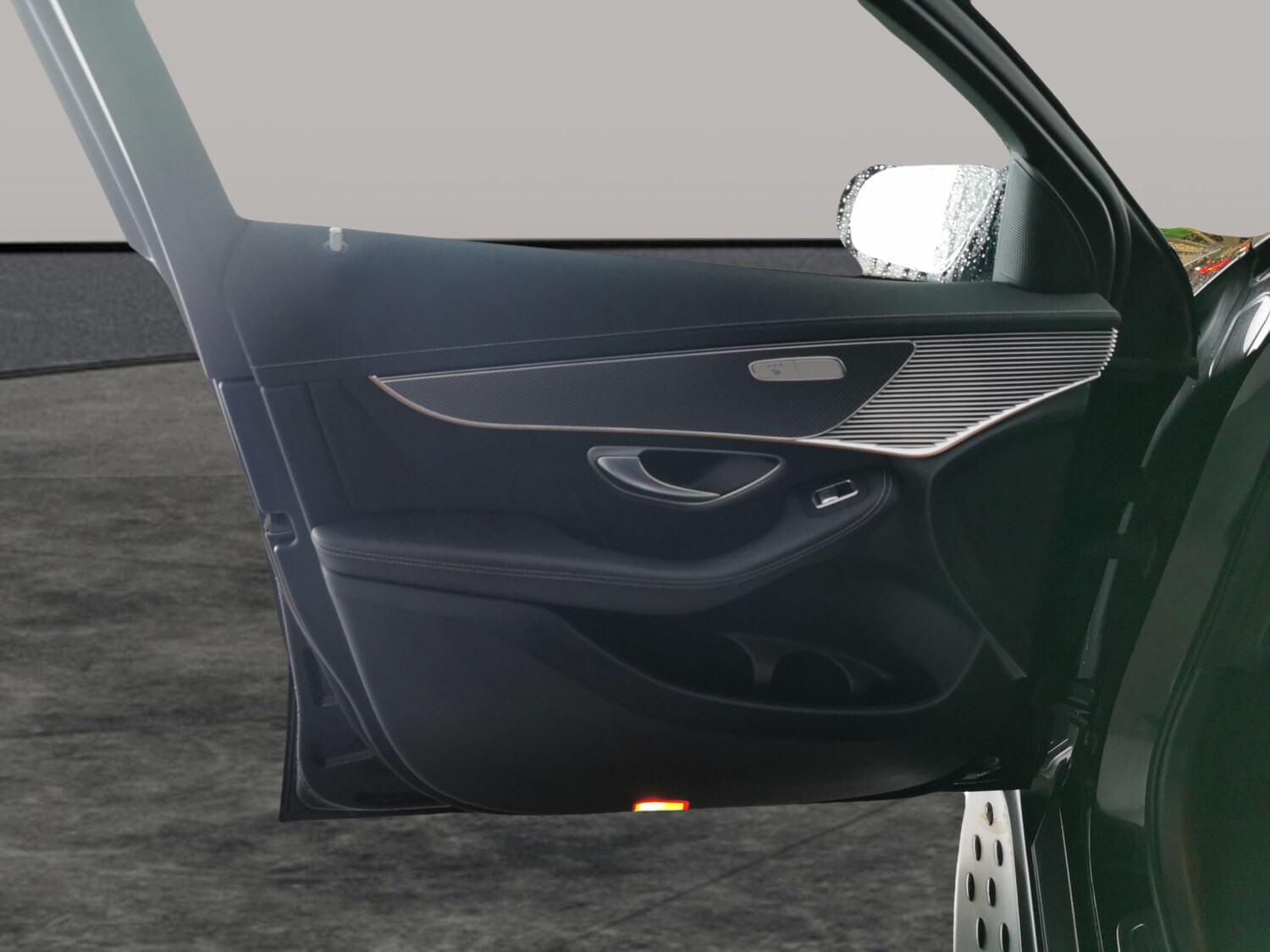 Used Mercedes-Benz EQC 2022 for sale - 77979308: Photo 29