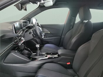 Used Peugeot 2008 undefined for sale - 78436446: Photo