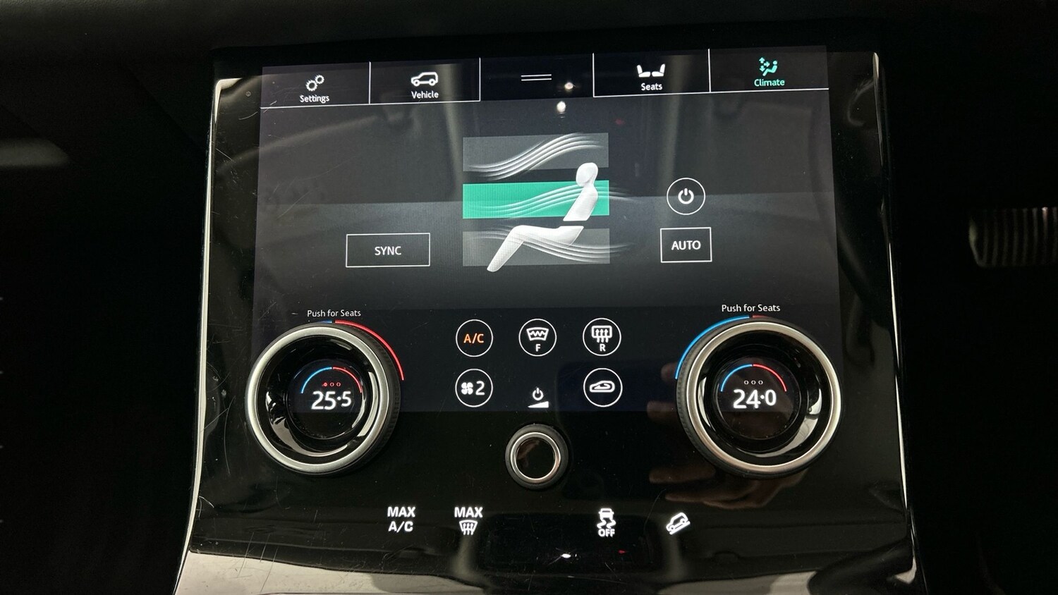 Used Land Rover Range Rover Velar 2019 for sale - 77360906: Photo 26