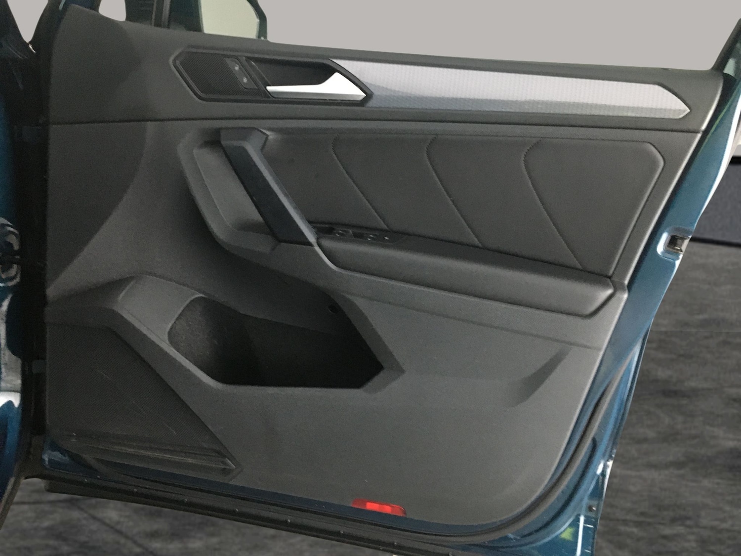 Used Volkswagen Tiguan 2021 for sale - 76709874: Photo 31