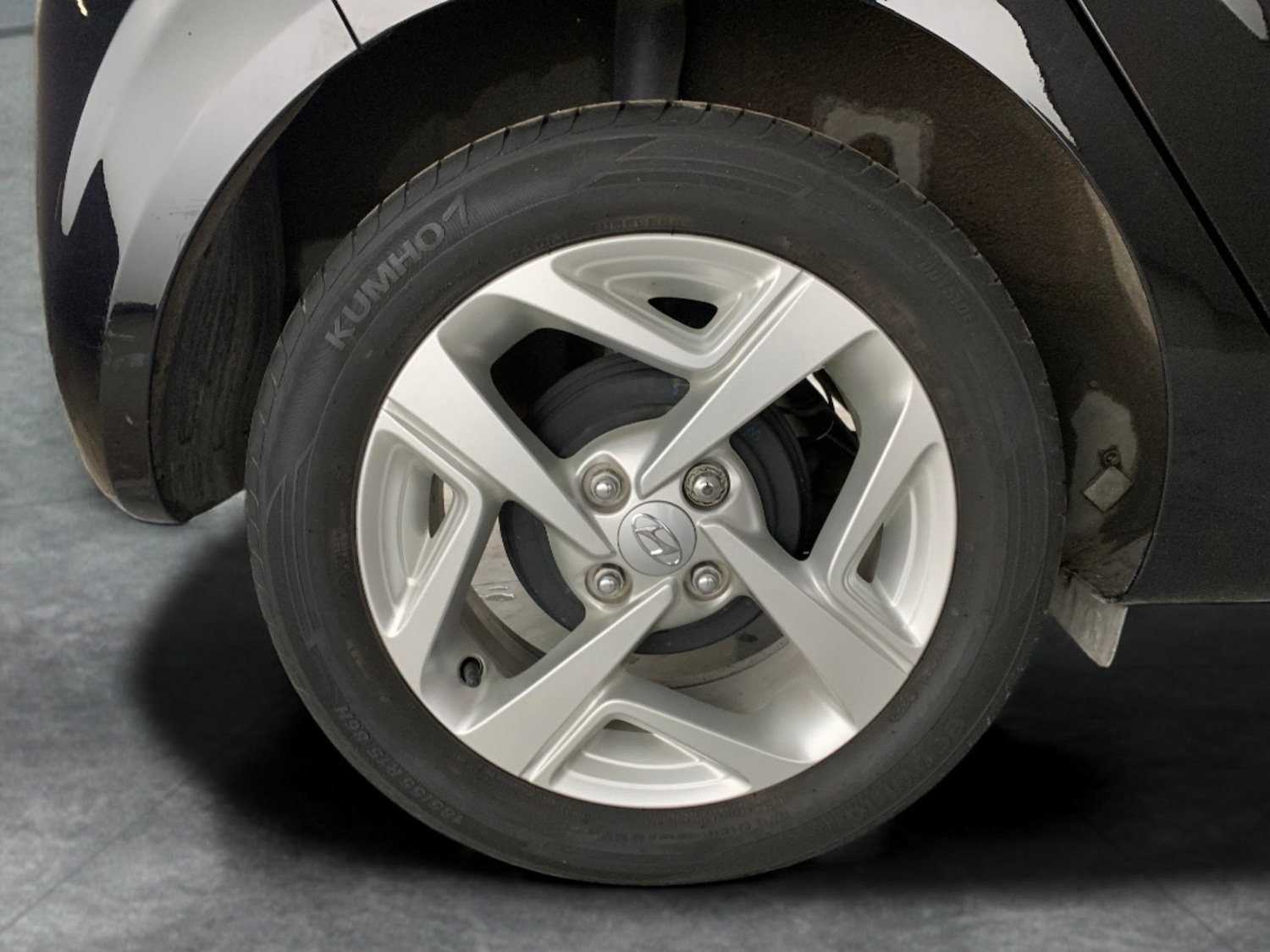 Used Hyundai i10 2023 for sale - 76367296: Photo 27