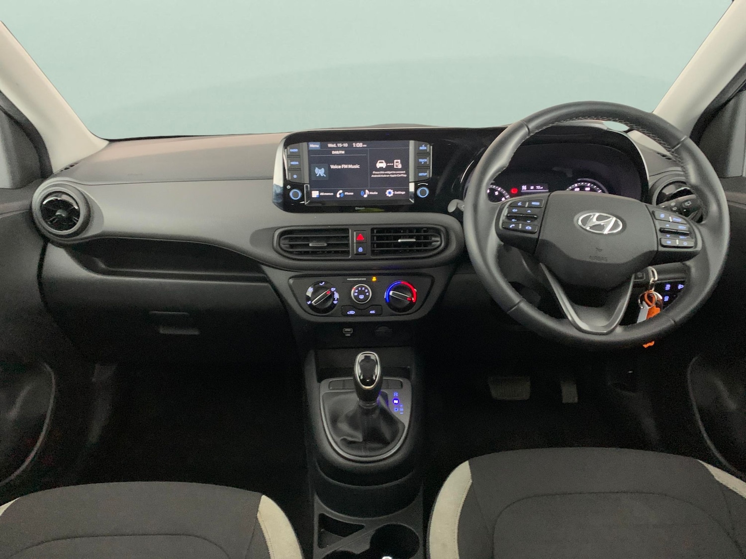 Used Hyundai i10 2023 for sale - 76367296: Photo 9