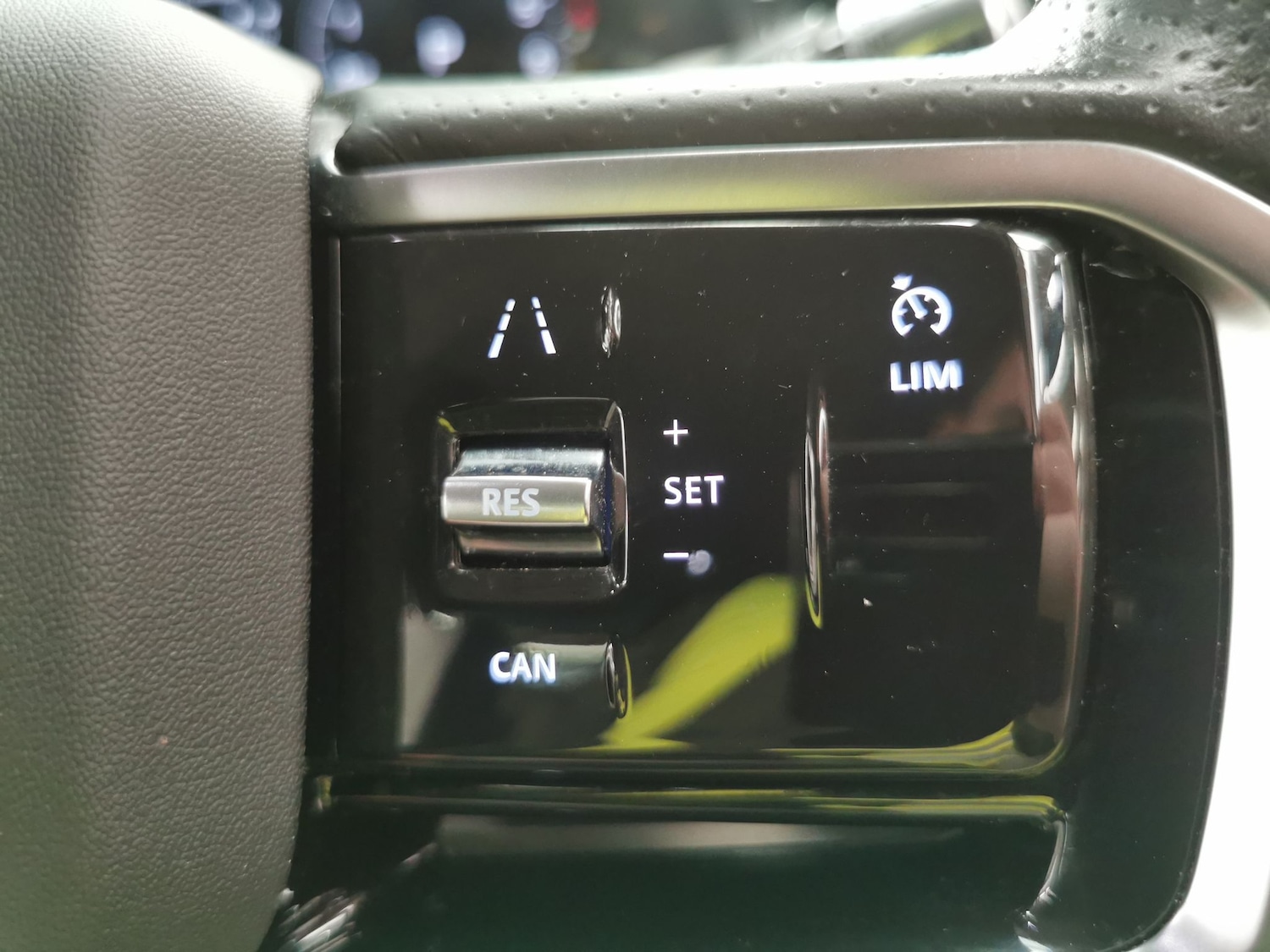 Used Land Rover Discovery Sport 2021 for sale - 76935195: Photo 21