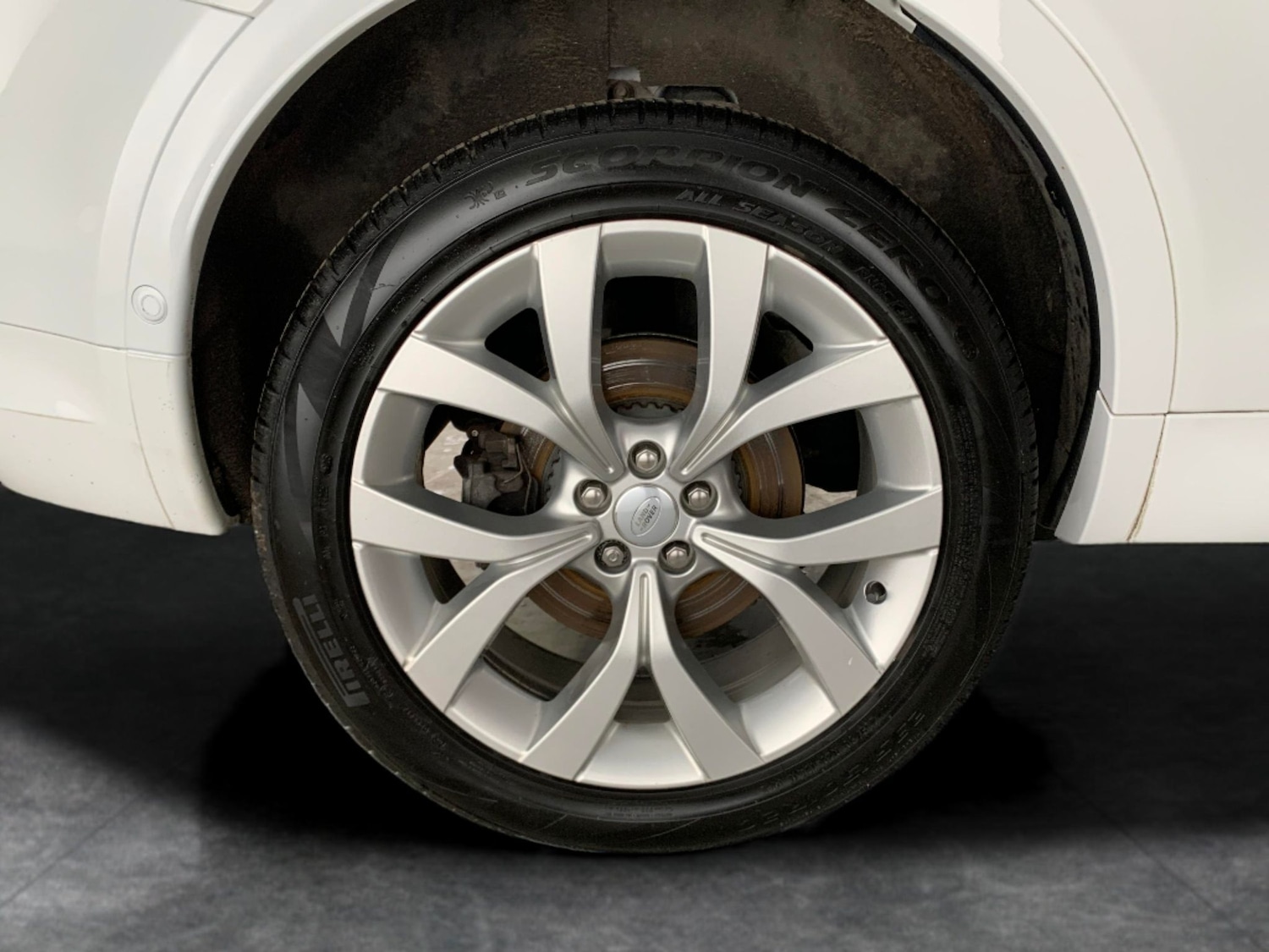 Used Land Rover Discovery Sport 2021 for sale - 76935195: Photo 28