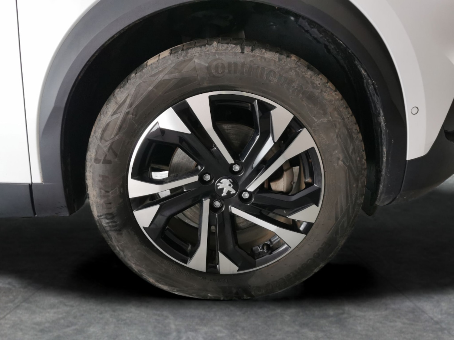 Used Peugeot E-2008 2022 for sale - 76762910: Photo 24