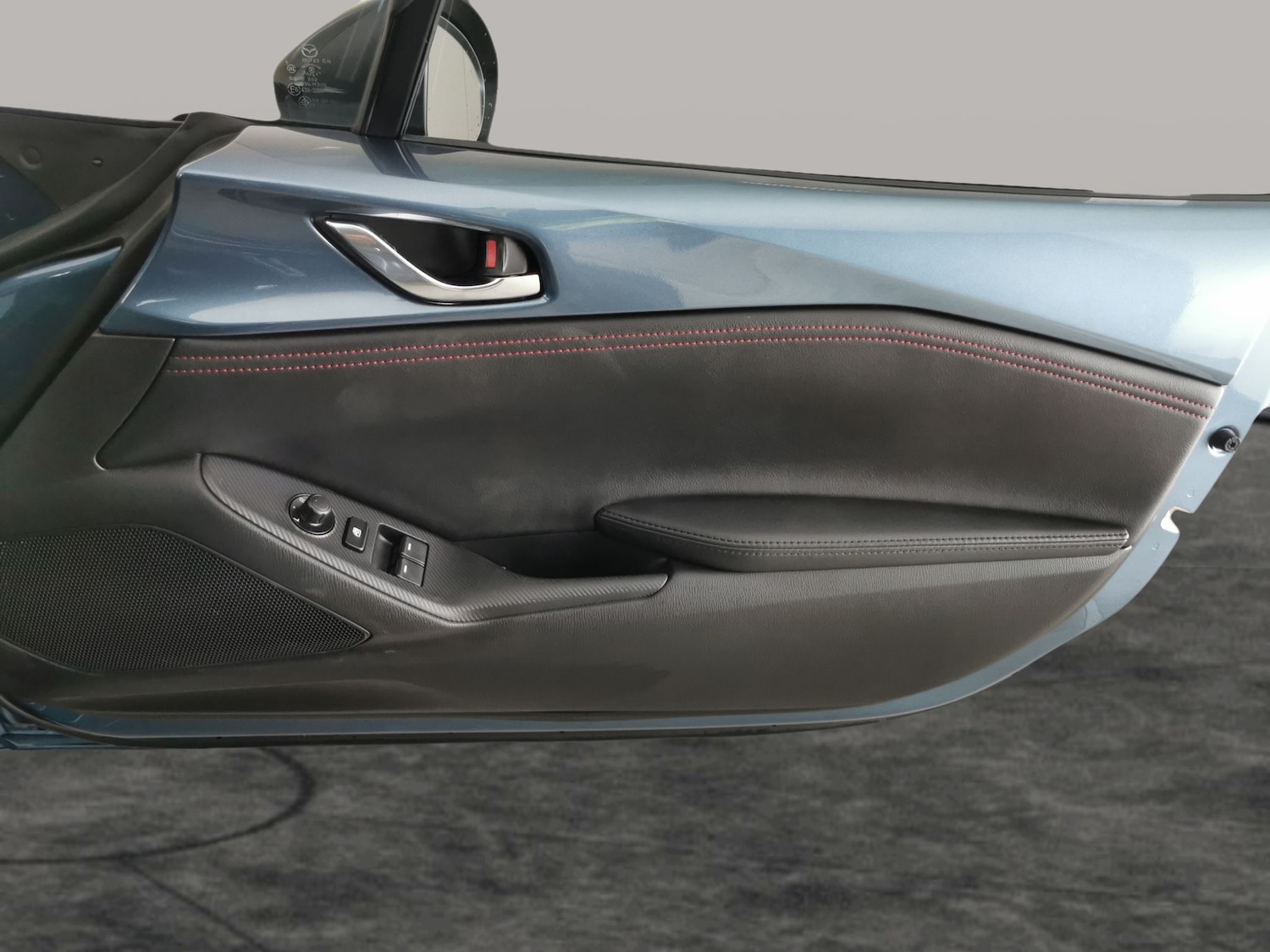 Used Peugeot E-2008 2022 for sale - 76762910: Photo 32