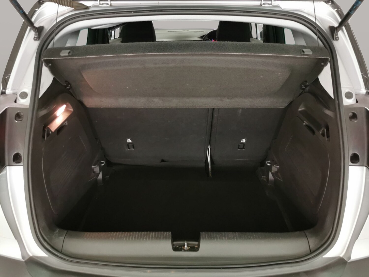 Used Vauxhall Crossland 2021 for sale - 77350936: Photo 39