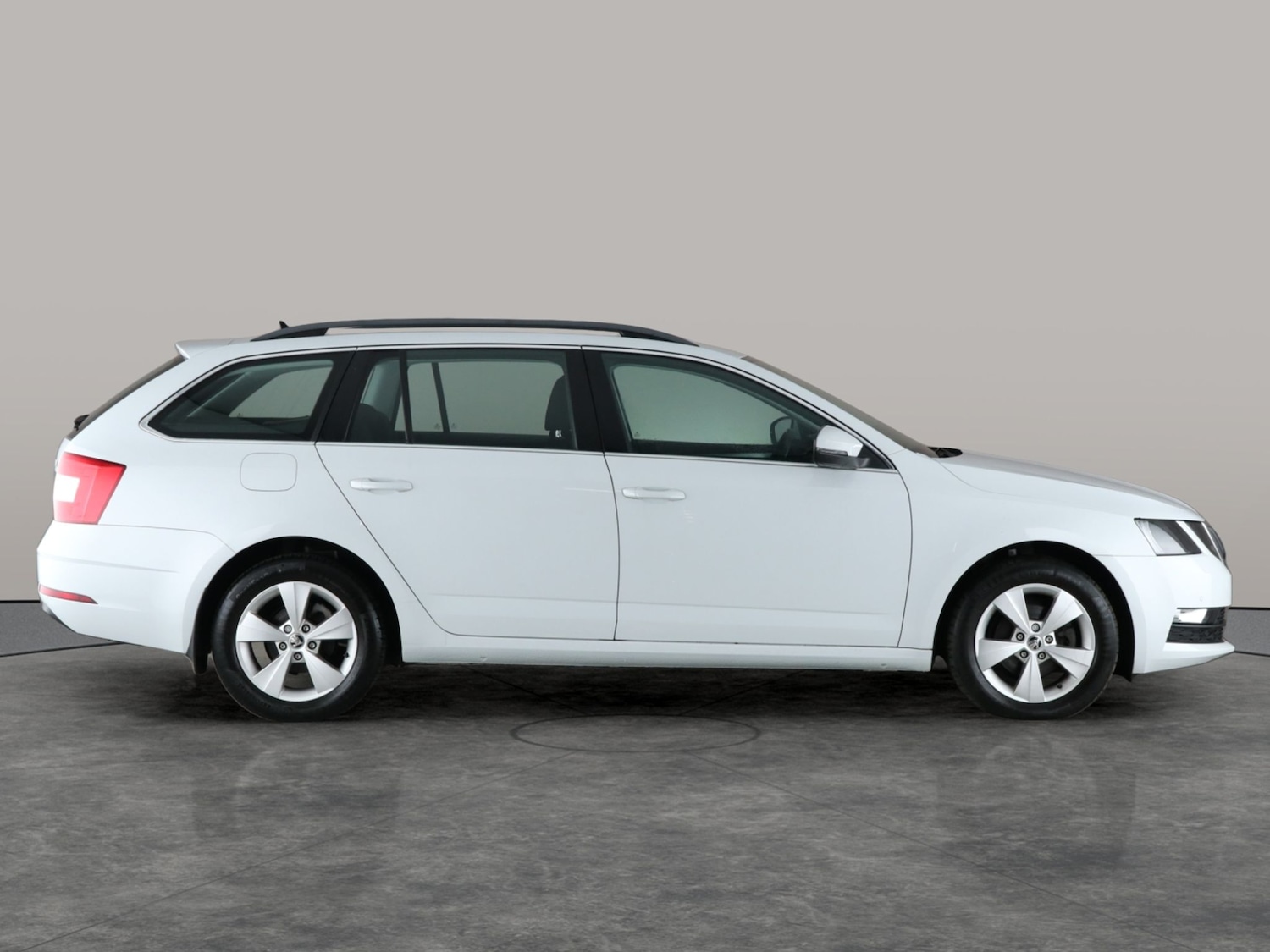 Used Skoda Octavia 2019 for sale - 76978255: Photo 9
