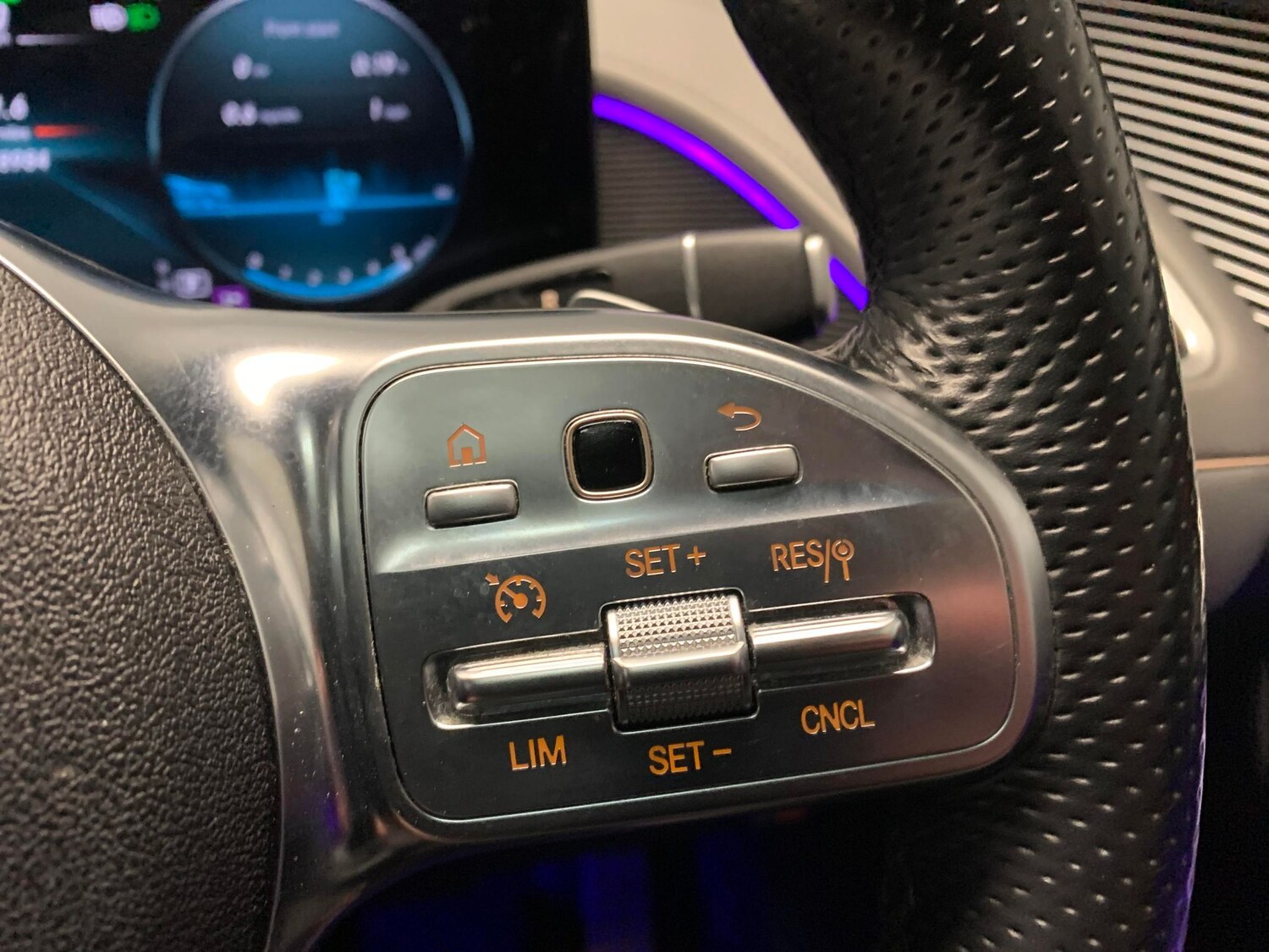 Used Mercedes-Benz EQC 2021 for sale - 77374014: Photo 20