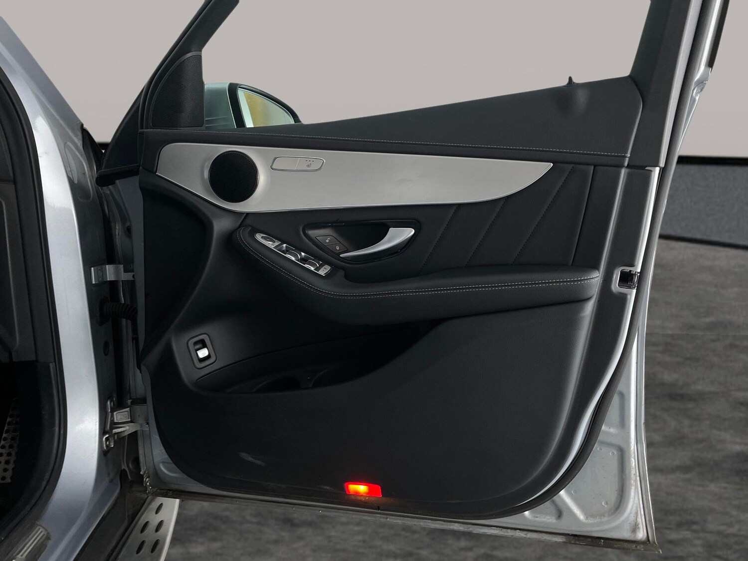 Used Mercedes-Benz GLC for sale - 77542970: Photo 34