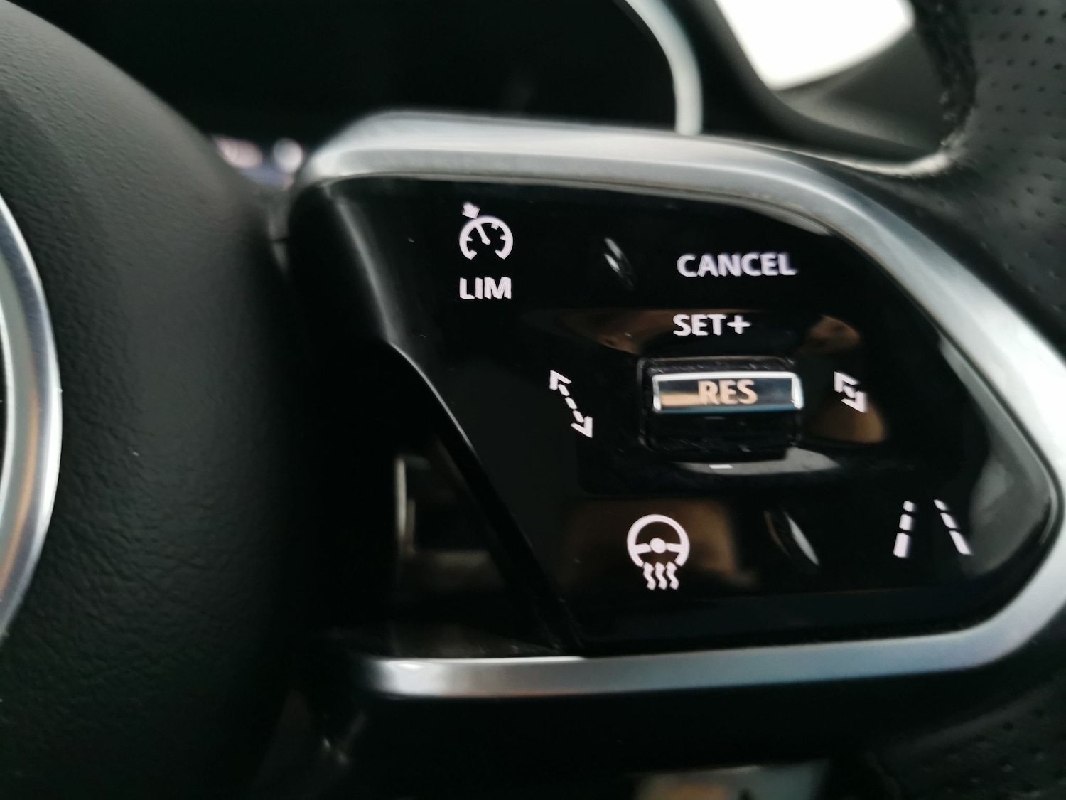 Used Jaguar F-Pace 2022 for sale - 77316577: Photo 27