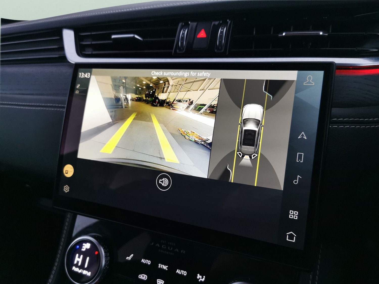 Used Jaguar F-Pace 2022 for sale - 77316577: Photo 6