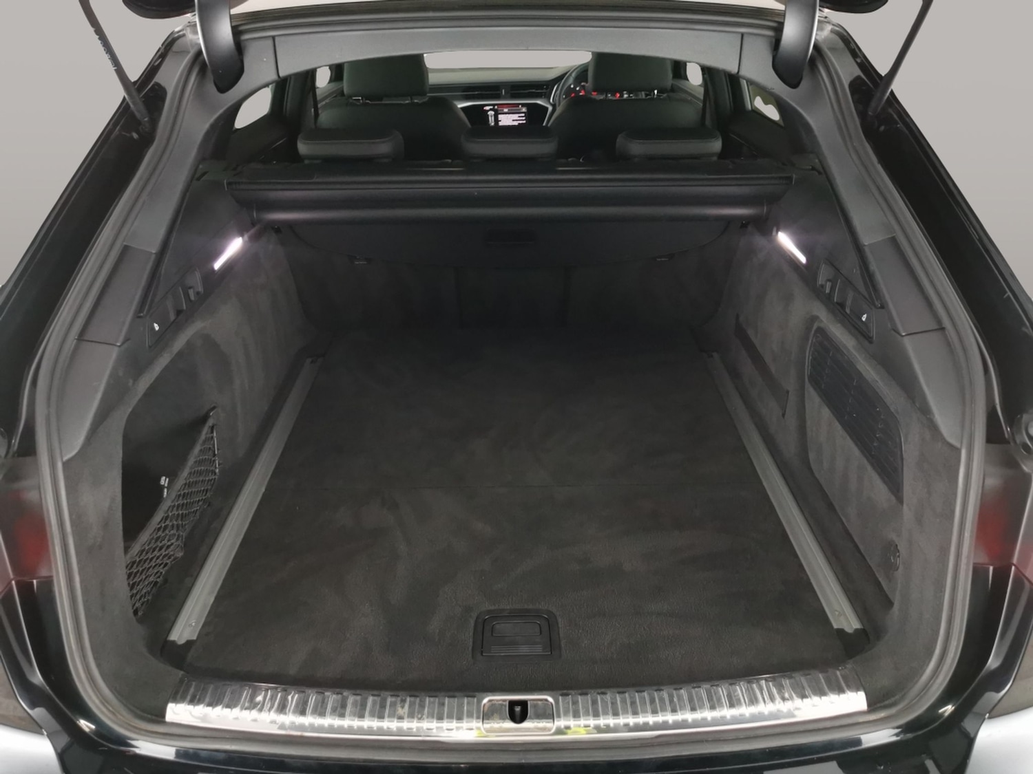 Used Audi A6 Avant 2021 for sale - 76477590: Photo 38