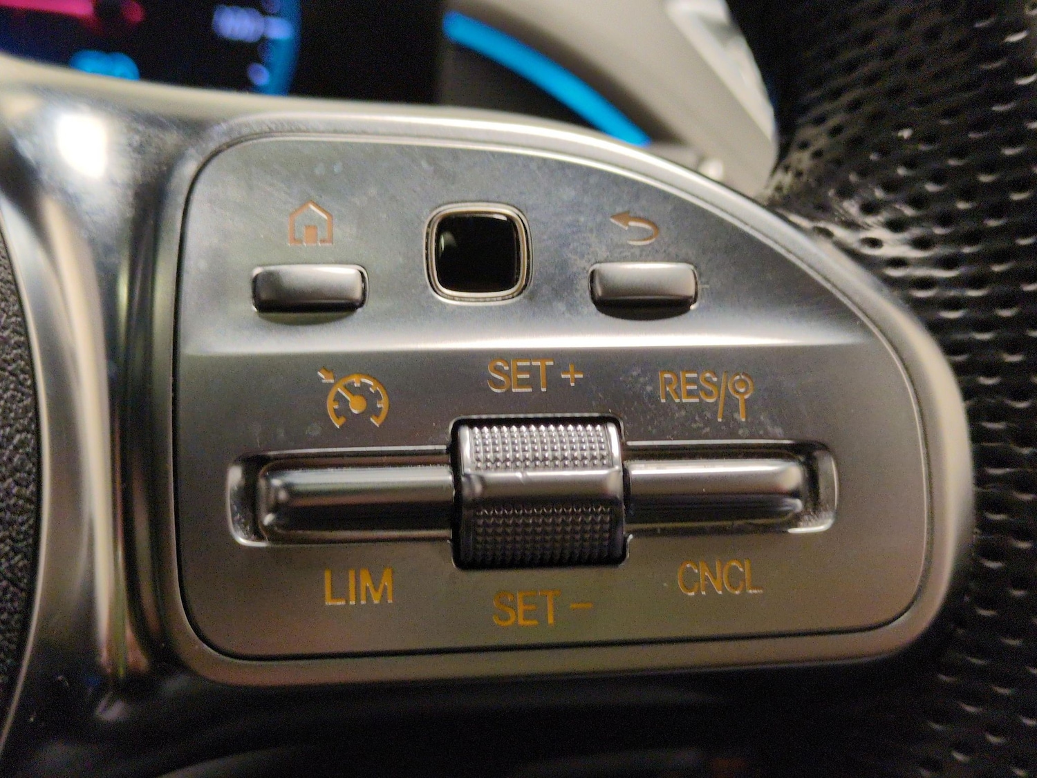 Used Mercedes-Benz EQC 2021 for sale - 77743343: Photo 24