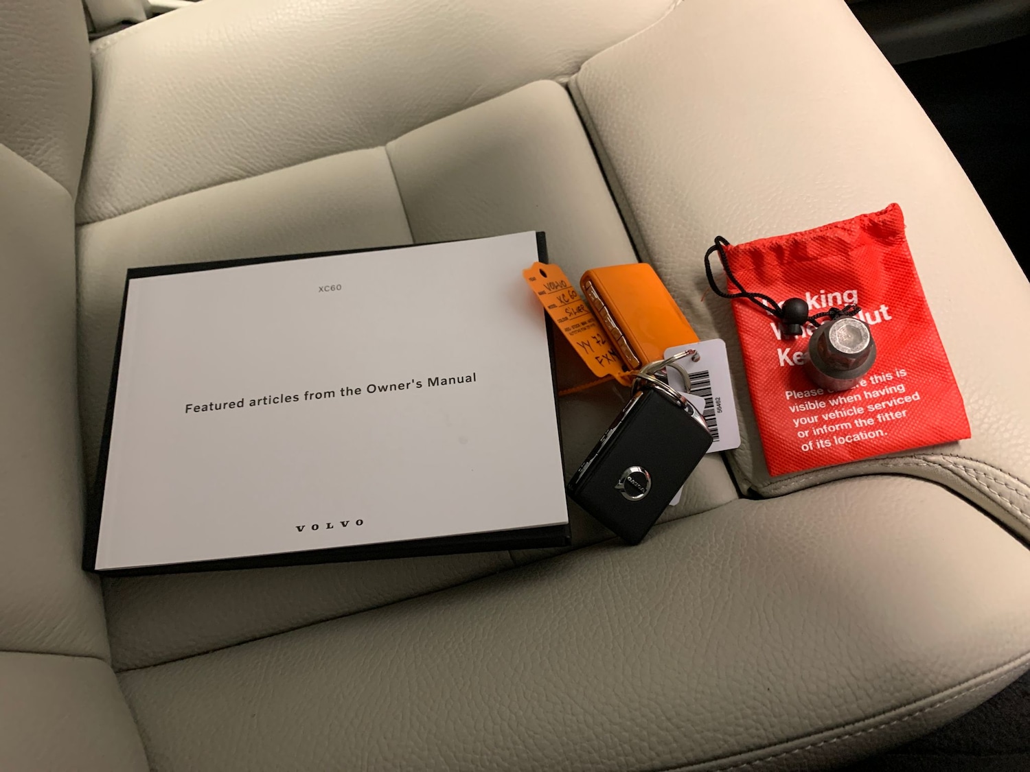 Used Volvo XC60 2022 for sale - 76382878: Photo 38