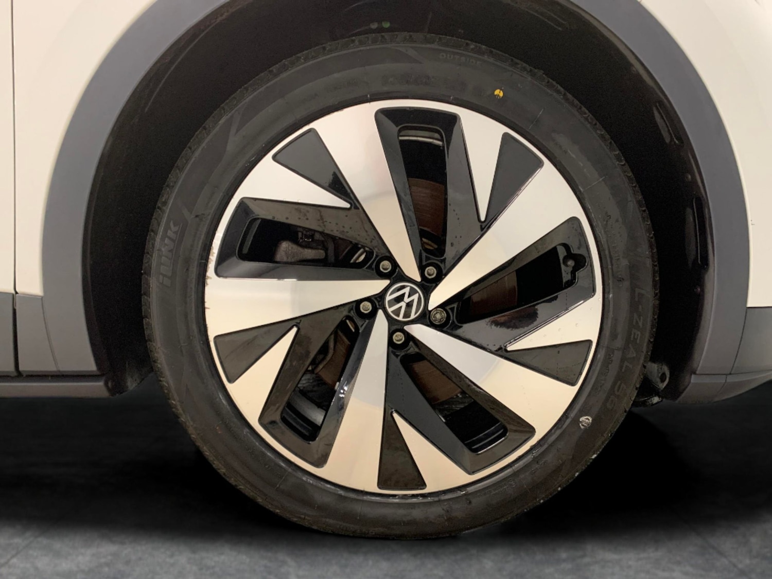 Used Volkswagen ID.4 2021 for sale - 76722570: Photo 23