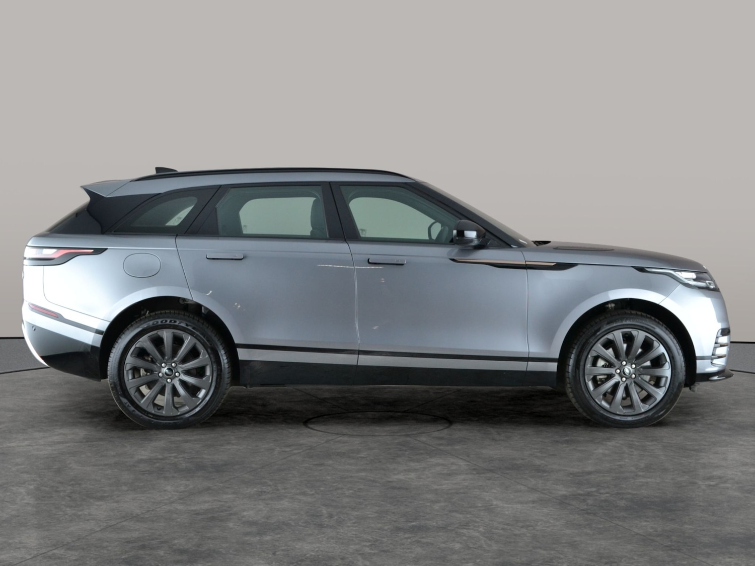 Used Land Rover Range Rover Velar 2021 for sale - 77076025: Photo 11