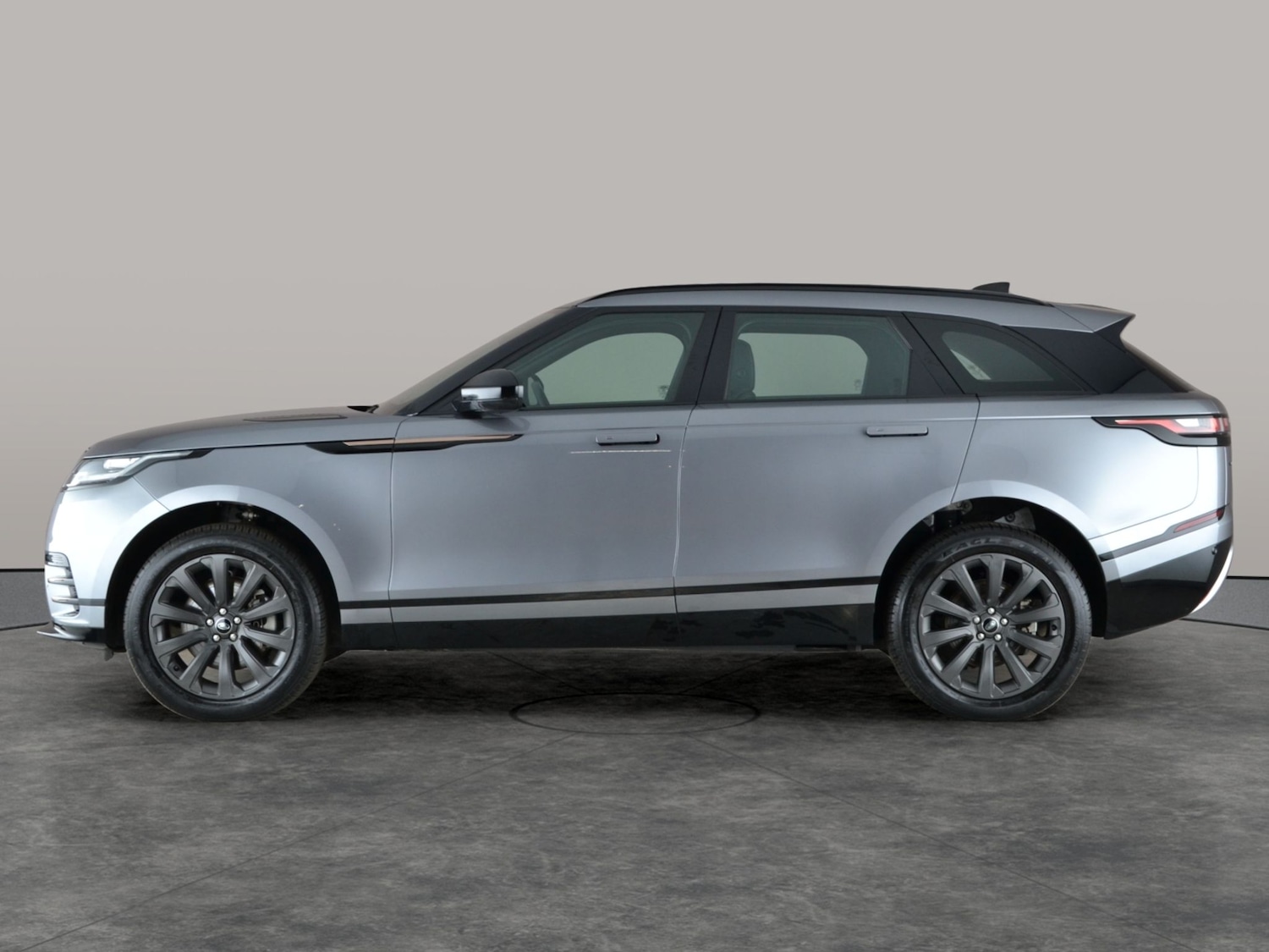 Used Land Rover Range Rover Velar 2021 for sale - 77076025: Photo 15