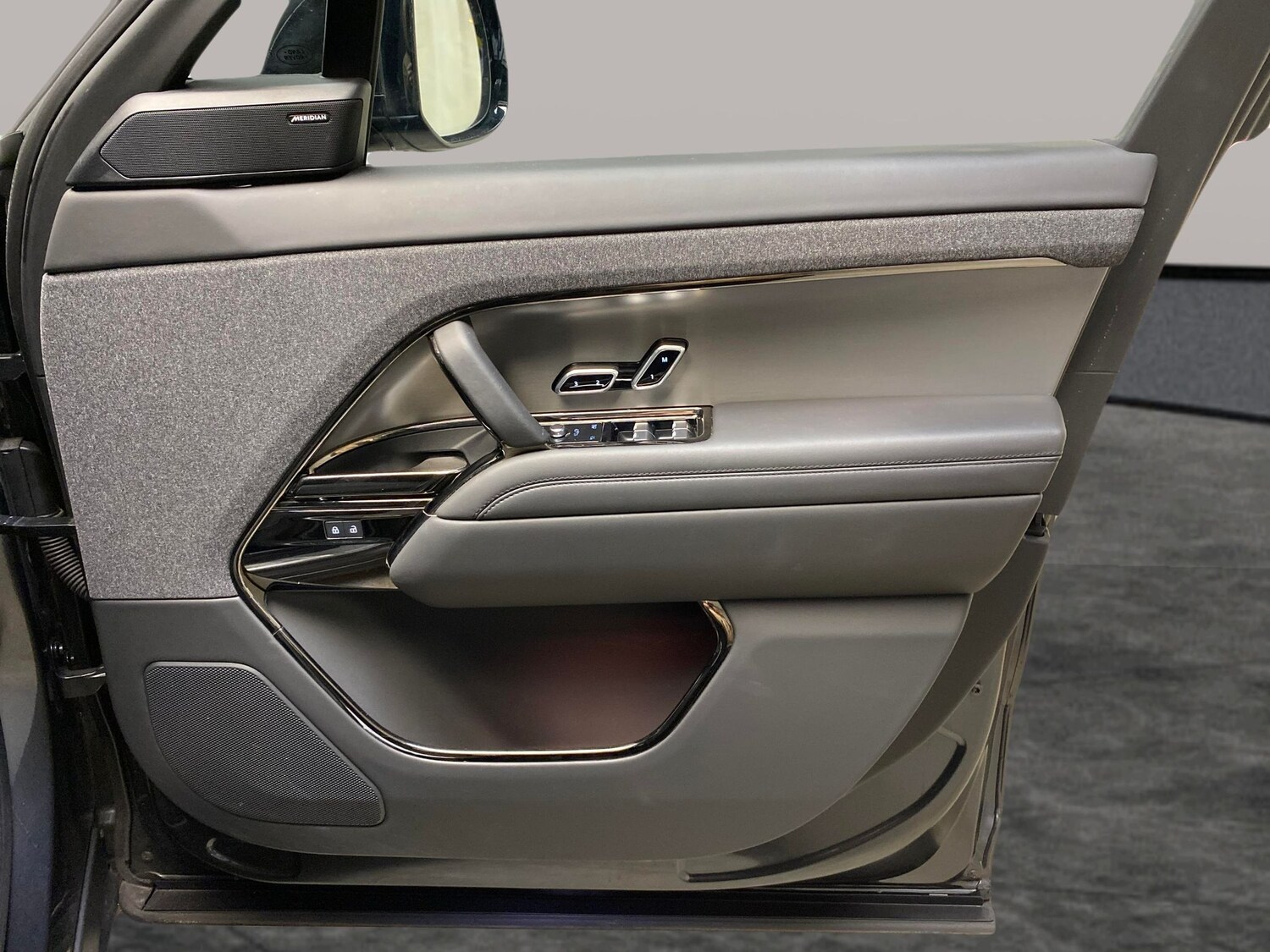 Used Land Rover Range Rover Sport 2024 for sale - 77983230: Photo 45