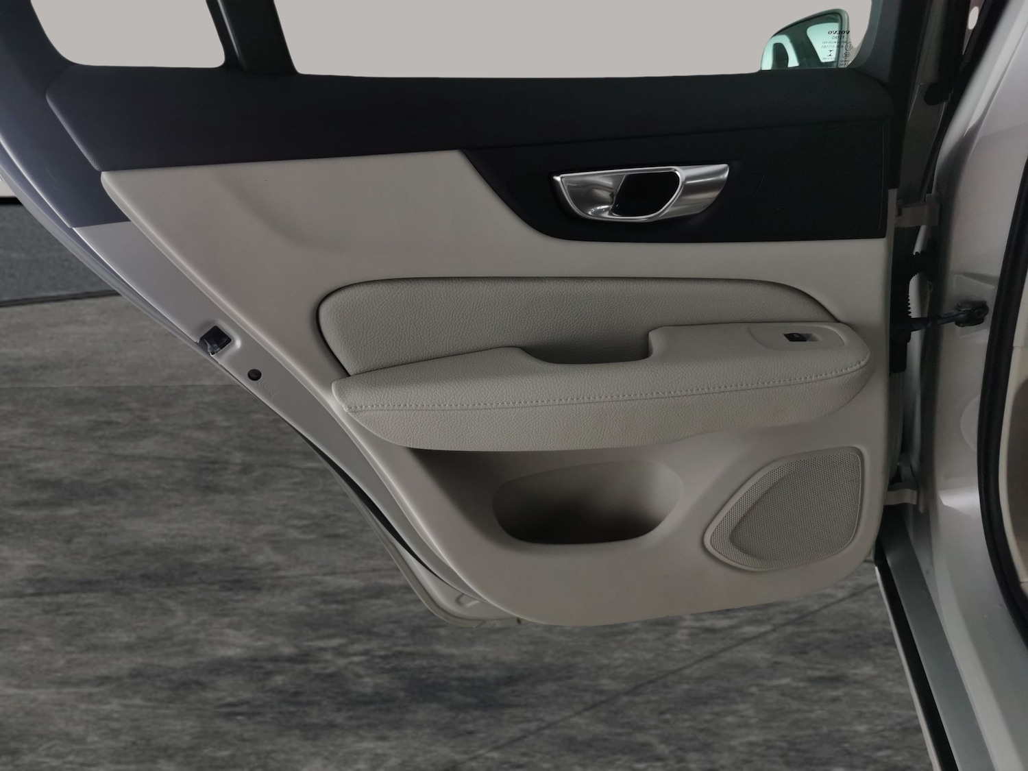 Used Volvo V60 2021 for sale - 77776064: Photo 30