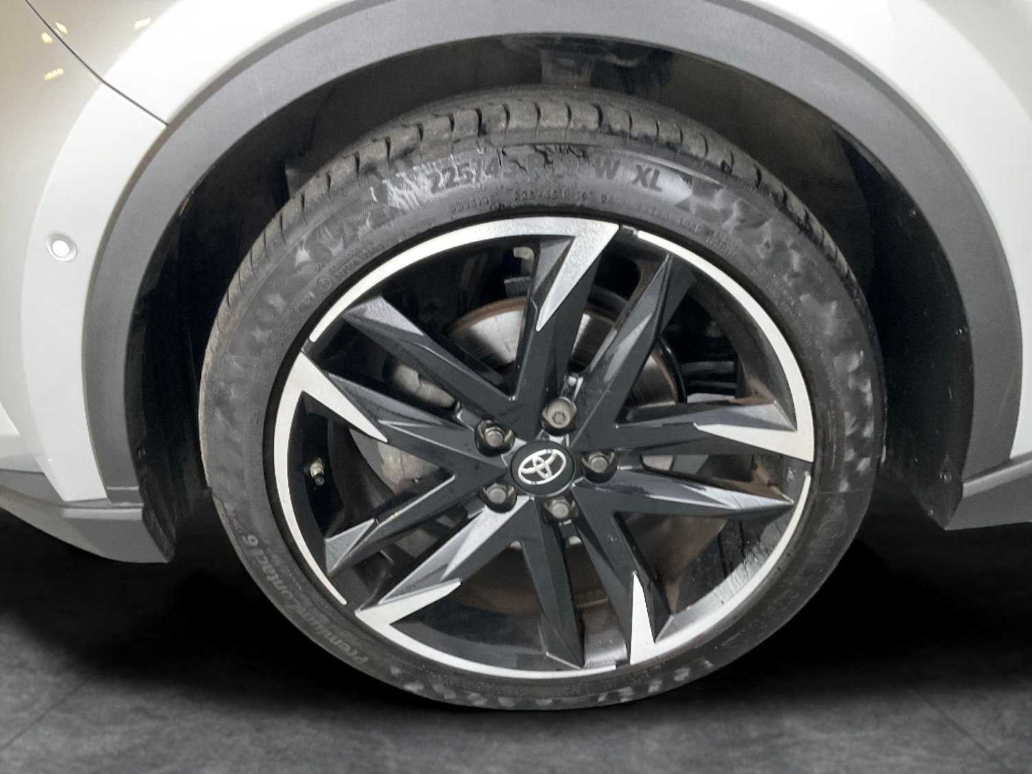 Used Toyota C-HR 2023 for sale - 76222398: Photo 22