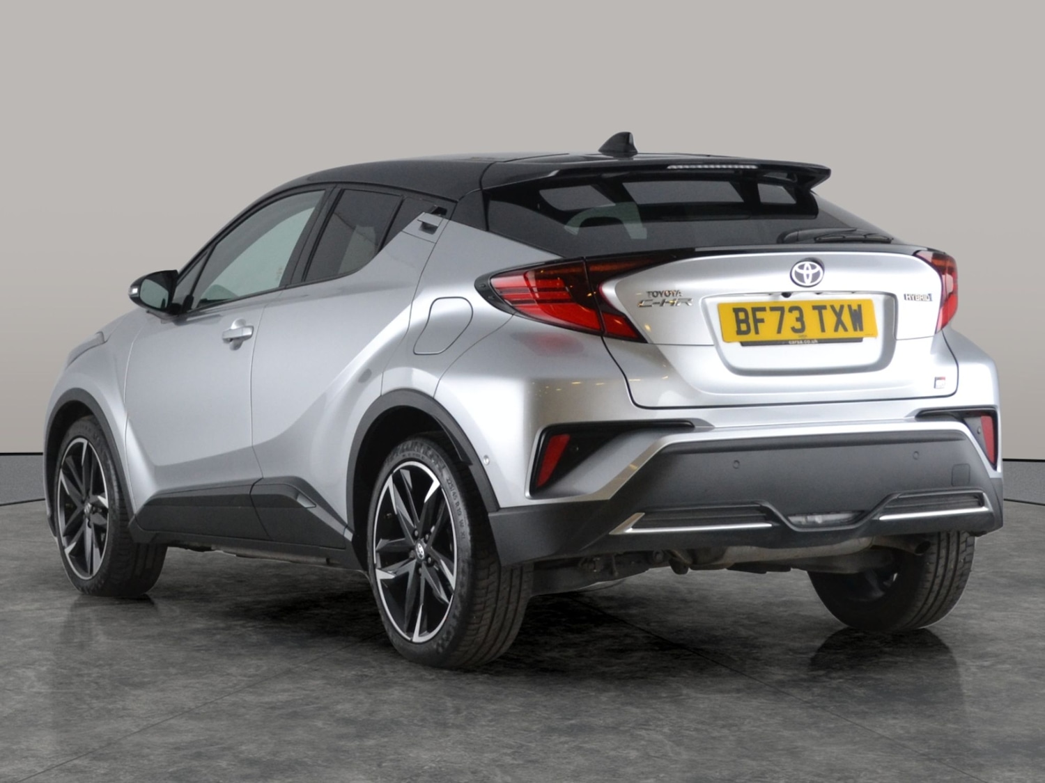 Used Toyota C-HR 2023 for sale - 76222398: Photo 8