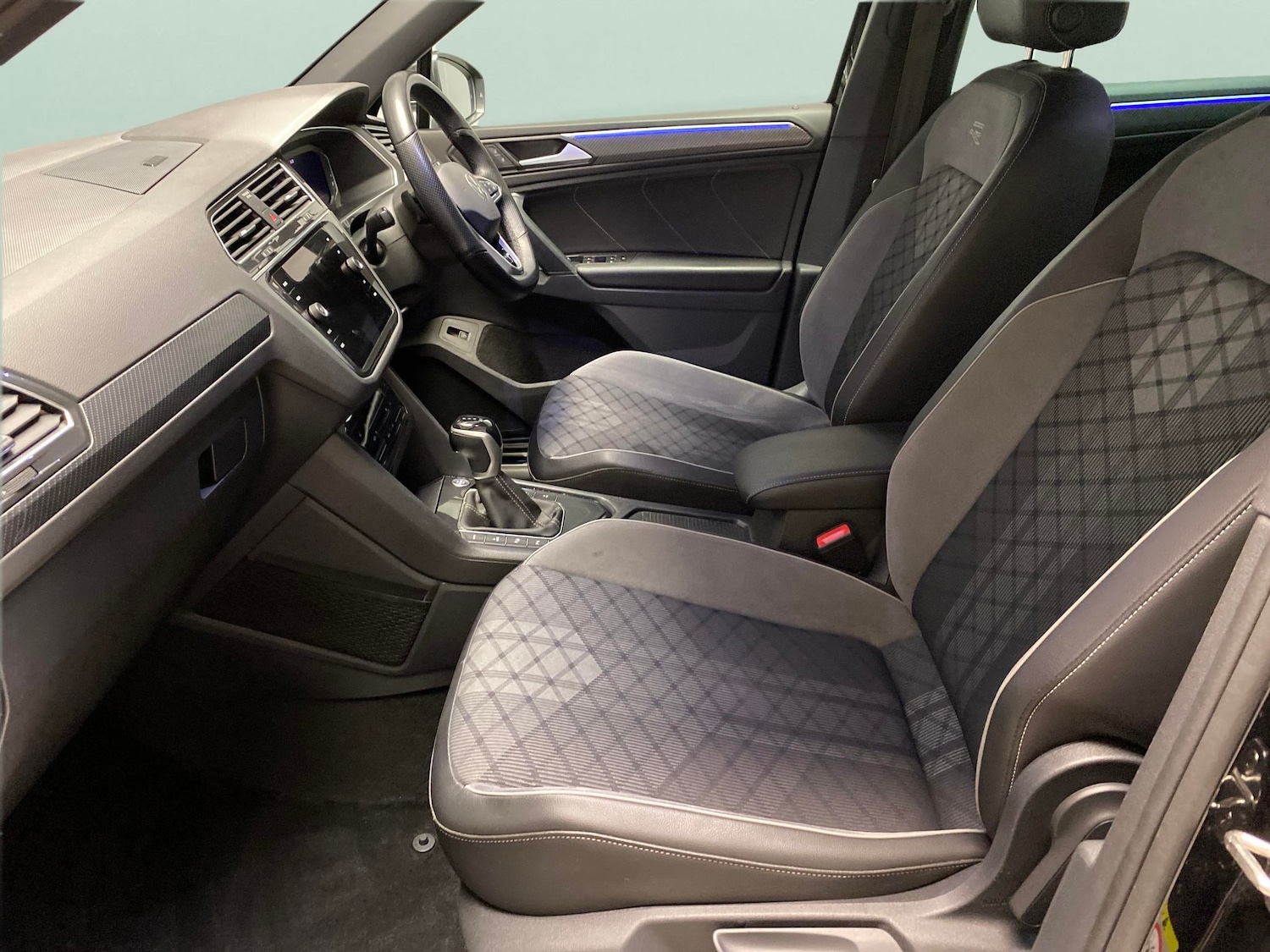 Used Volkswagen Tiguan for sale - 78218553: Photo 4