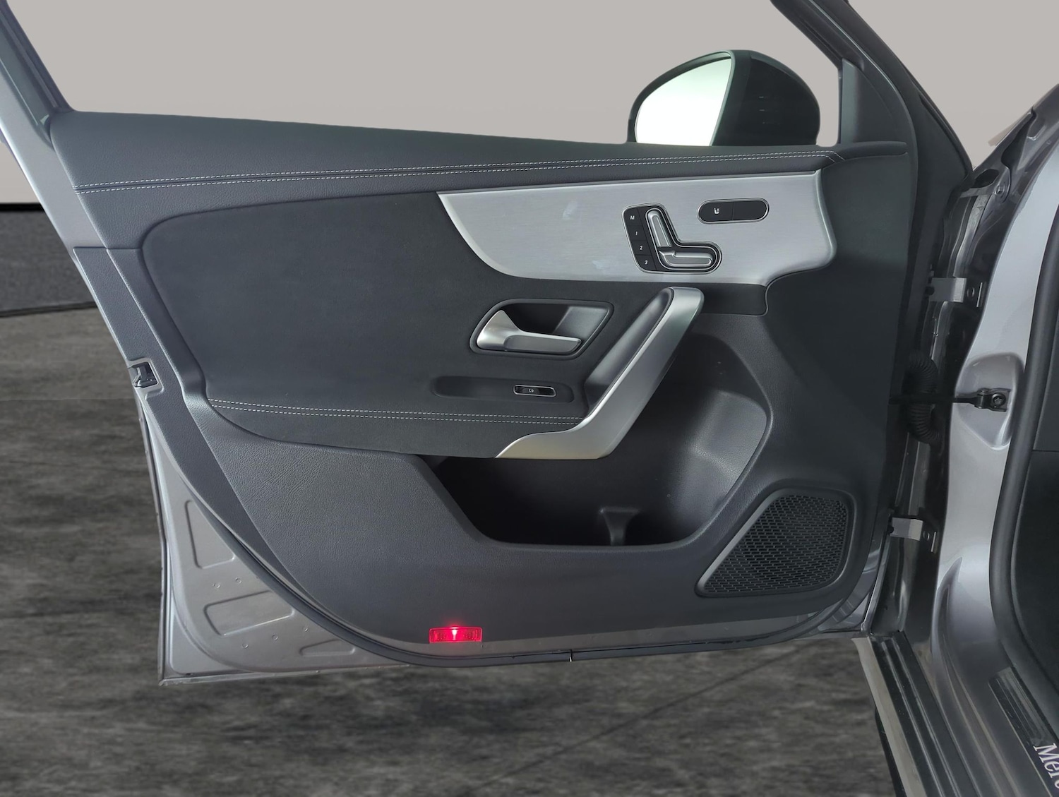 Used Mercedes-Benz A-Class 2022 for sale - 77890299: Photo 31