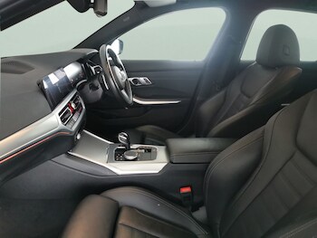 Used BMW 3 Series 2020 for sale - 77340126: Photo