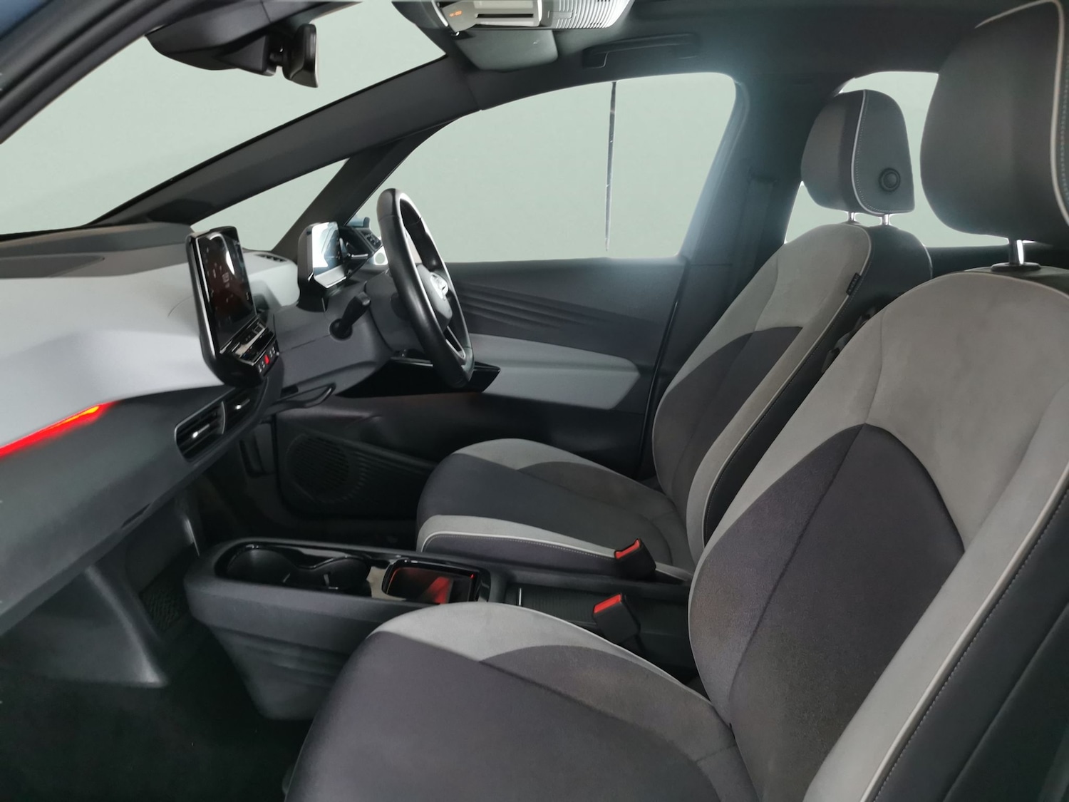 Used Volkswagen ID.3 2021 for sale - 77972218: Photo 4