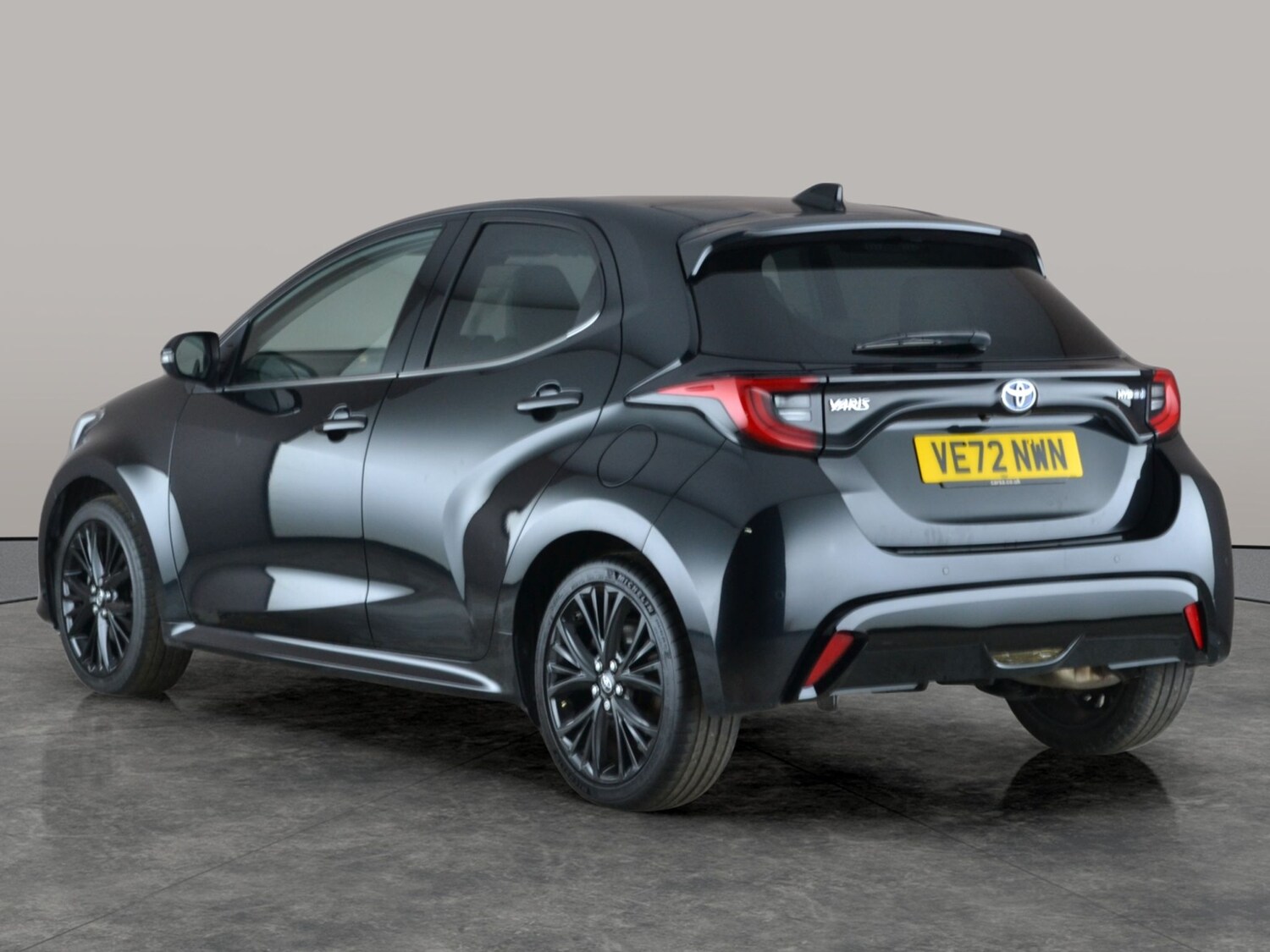 Used Toyota Yaris 2023 for sale - 77579362: Photo 12