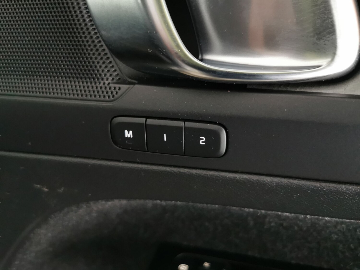 Used Volvo XC40 for sale - 77208058: Photo 25