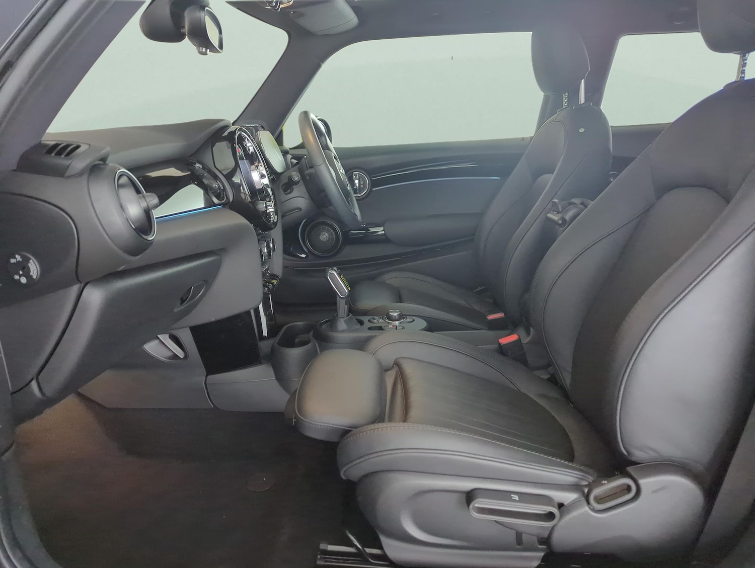 Used MINI Hatch 2022 for sale - 77517246: Photo 4