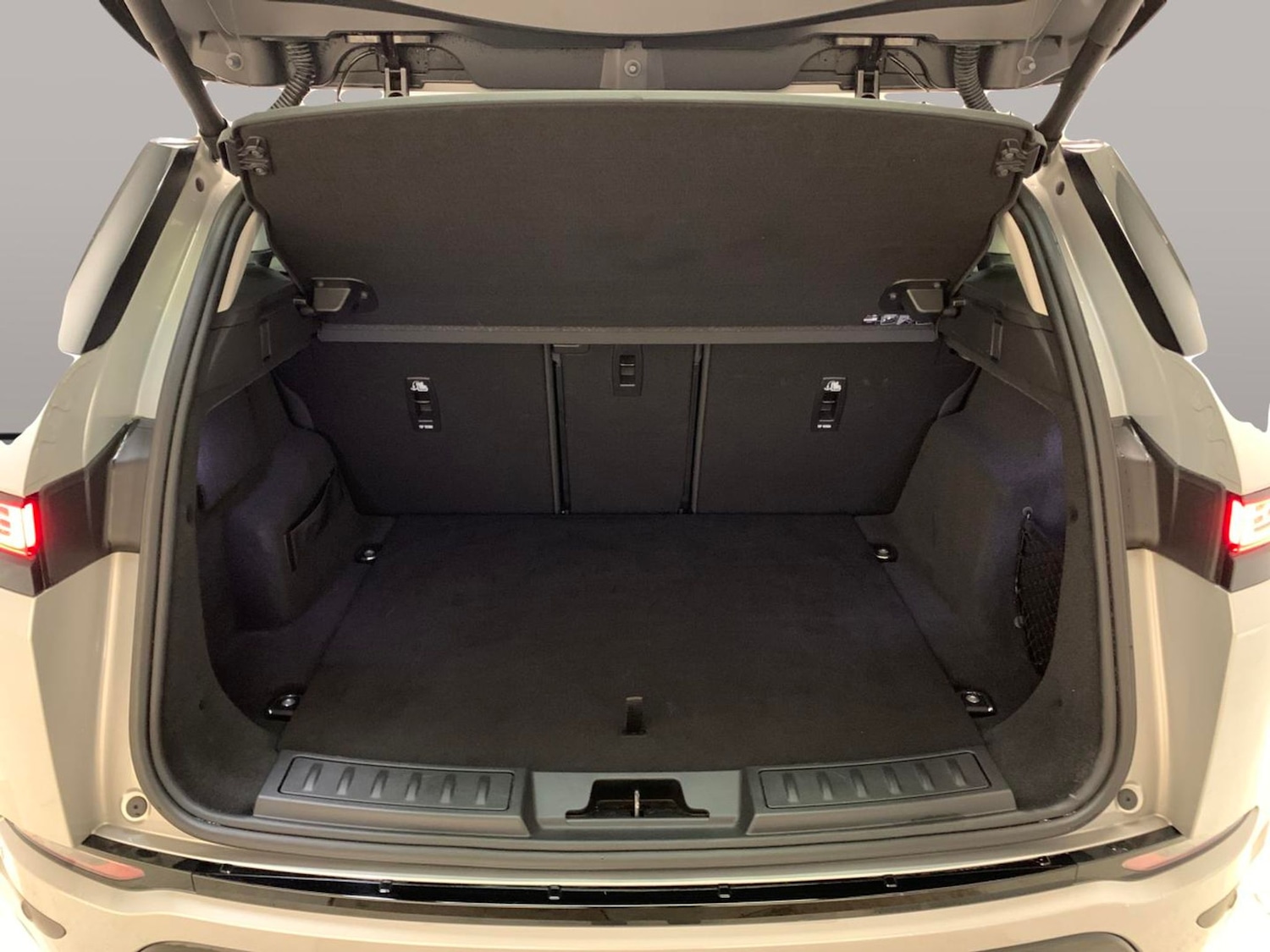 Used Land Rover Range Rover Evoque 2021 for sale - 76704265: Photo 32