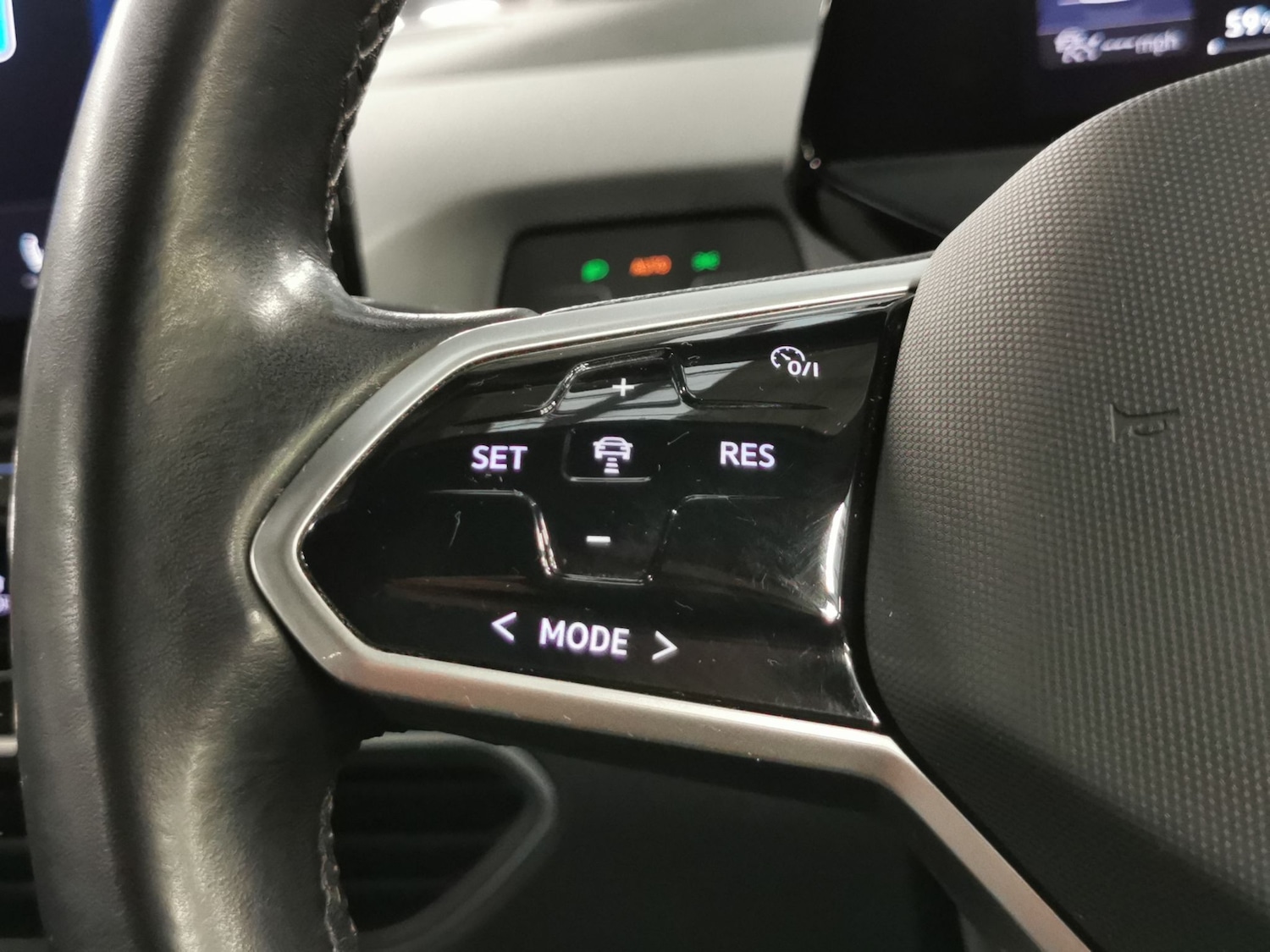 Used Volkswagen ID.3 2023 for sale - 76935227: Photo 19