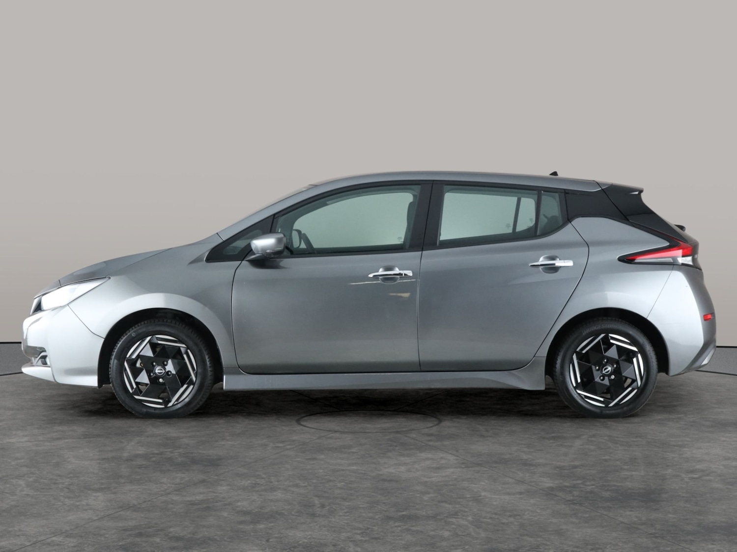 Used Nissan Leaf 2022 for sale - 76575605: Photo 12