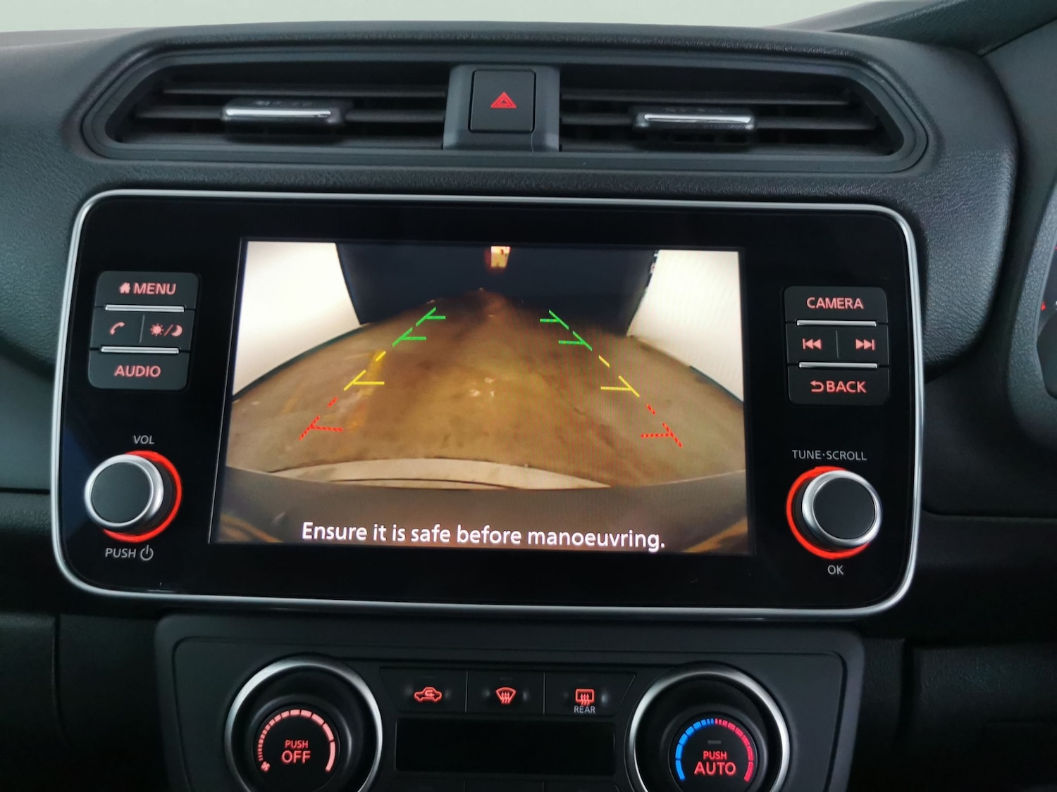 Used Nissan Leaf 2022 for sale - 76575605: Photo 5