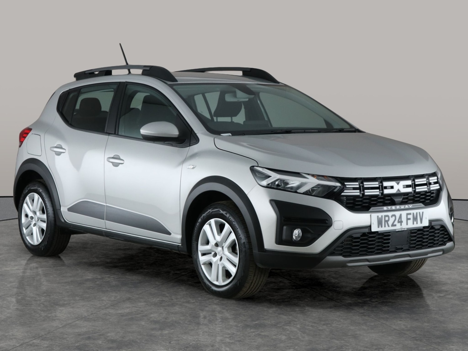 Used Dacia Sandero Stepway 2024 for sale - 76704200: Photo 8