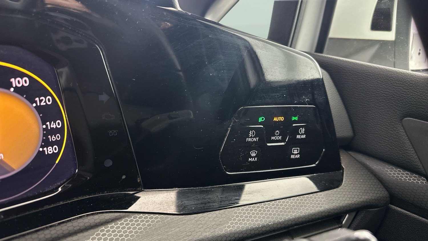 Used Volkswagen Golf 2021 for sale - 77420810: Photo 29