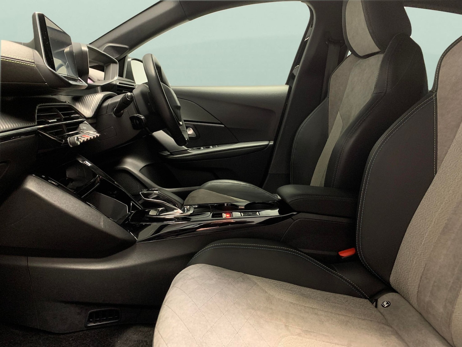 Used Peugeot 208 2020 for sale - 77543037: Photo 4